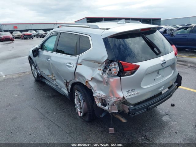 Photo 2 VIN: 5N1AT2MT0JC819159 - NISSAN ROGUE 