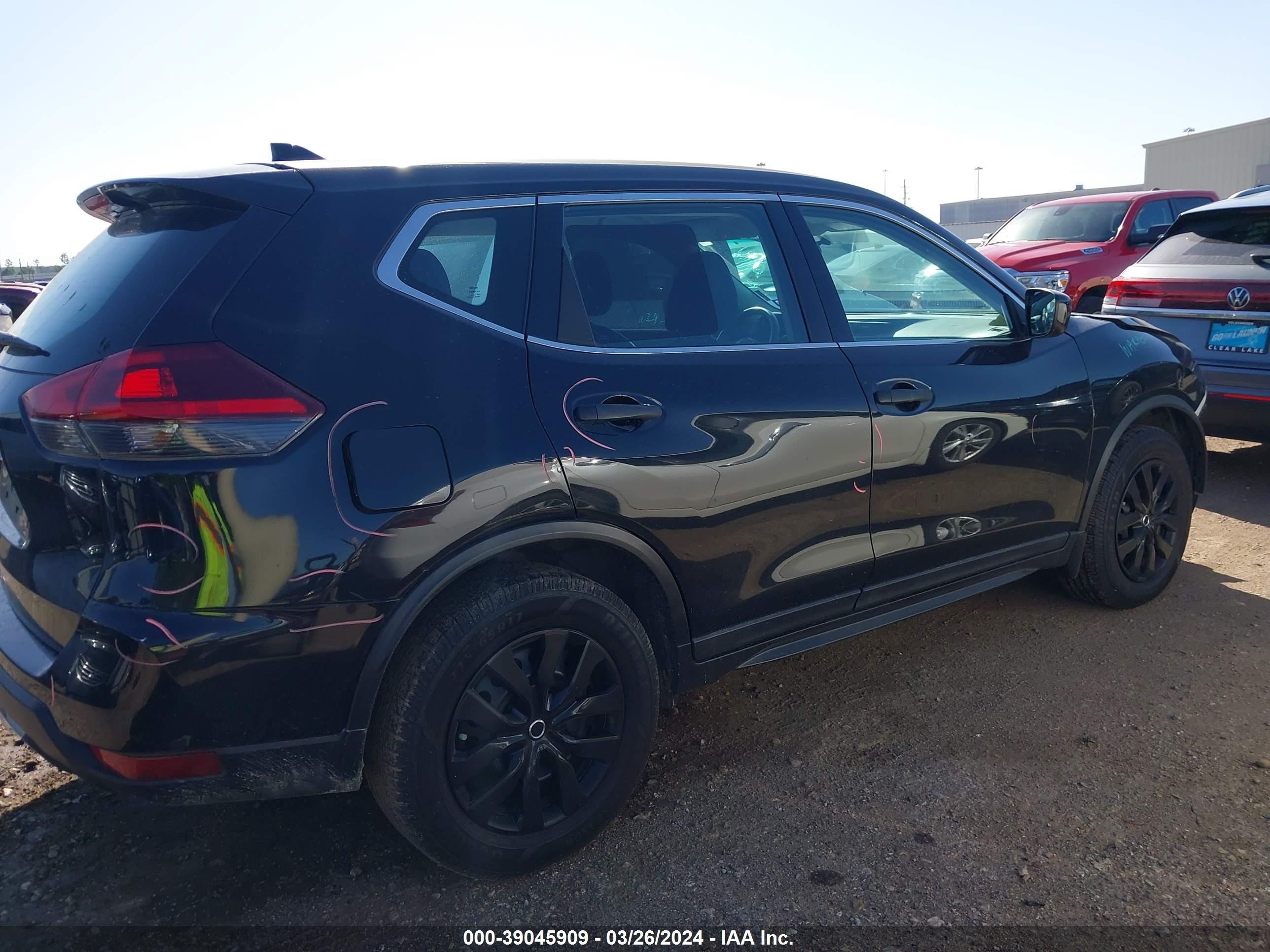 Photo 13 VIN: 5N1AT2MT1JC750790 - NISSAN ROGUE 