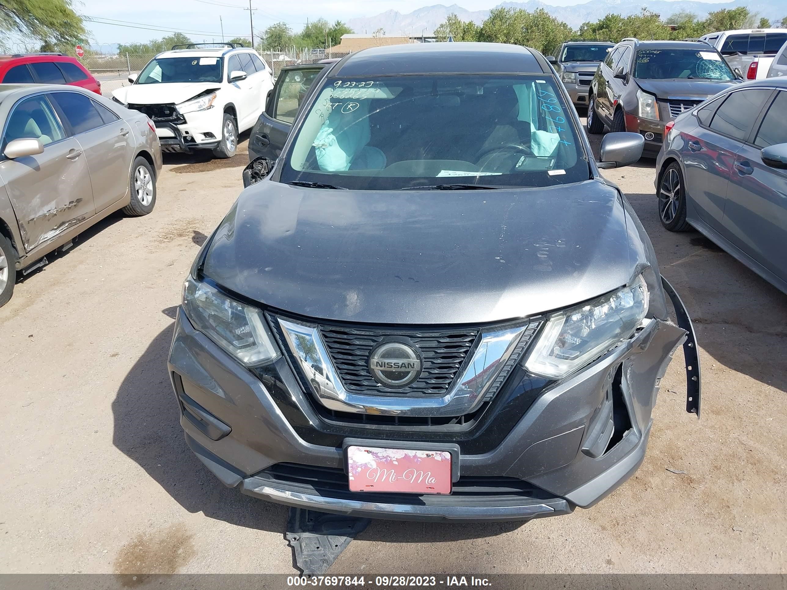 Photo 11 VIN: 5N1AT2MT1JC776869 - NISSAN ROGUE 