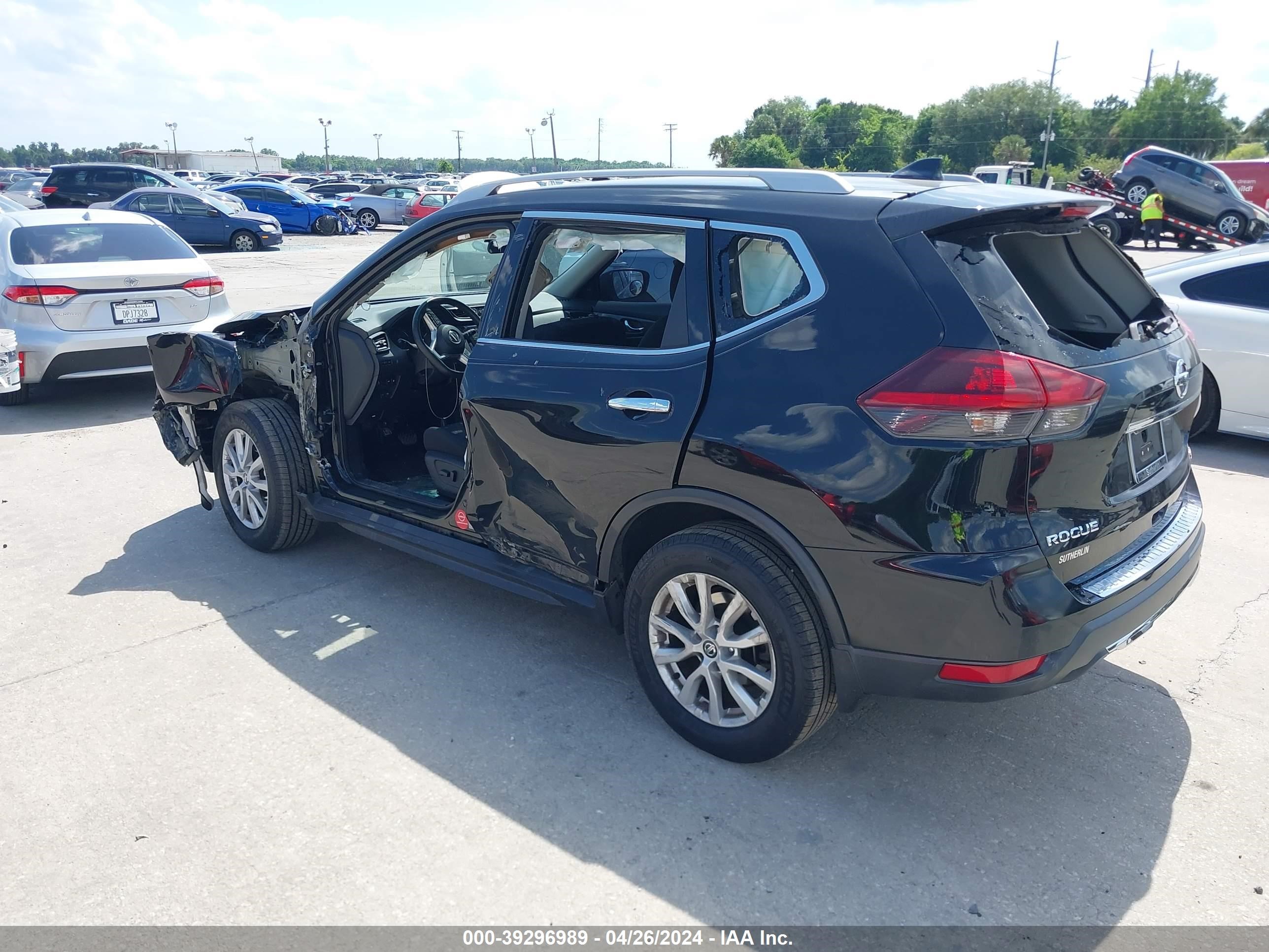 Photo 2 VIN: 5N1AT2MT1JC812009 - NISSAN ROGUE 