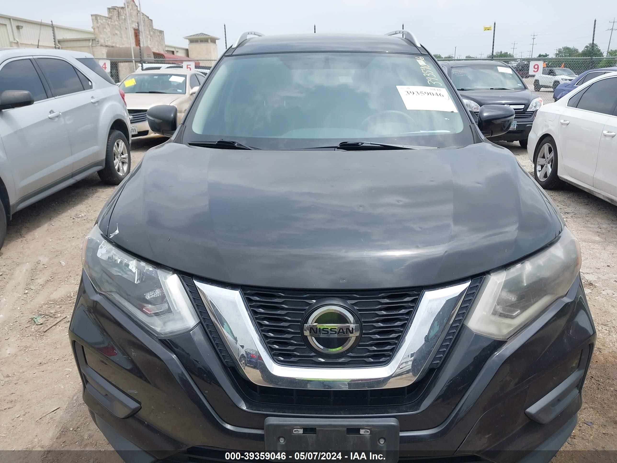 Photo 11 VIN: 5N1AT2MT1JC831269 - NISSAN ROGUE 