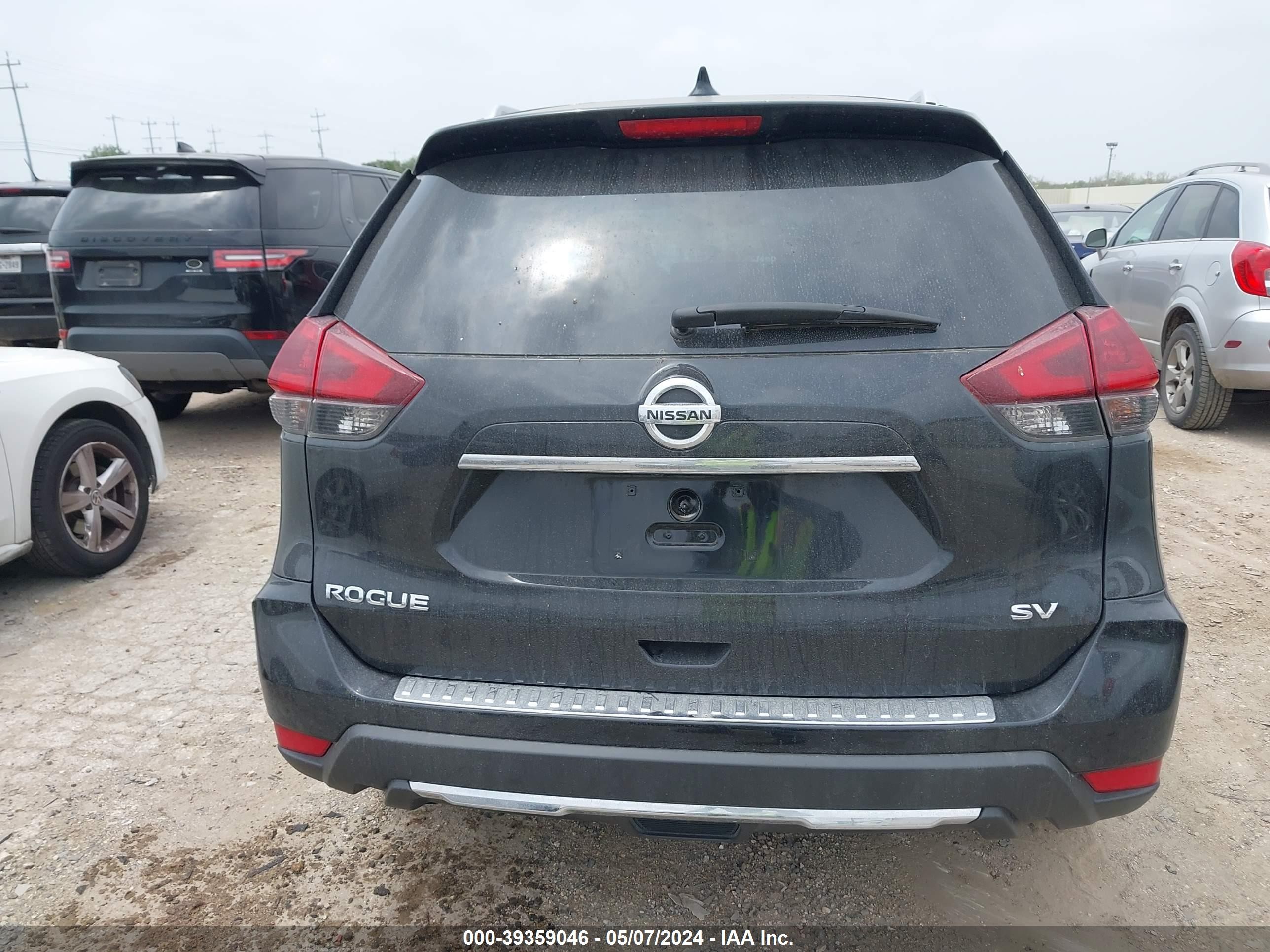 Photo 15 VIN: 5N1AT2MT1JC831269 - NISSAN ROGUE 