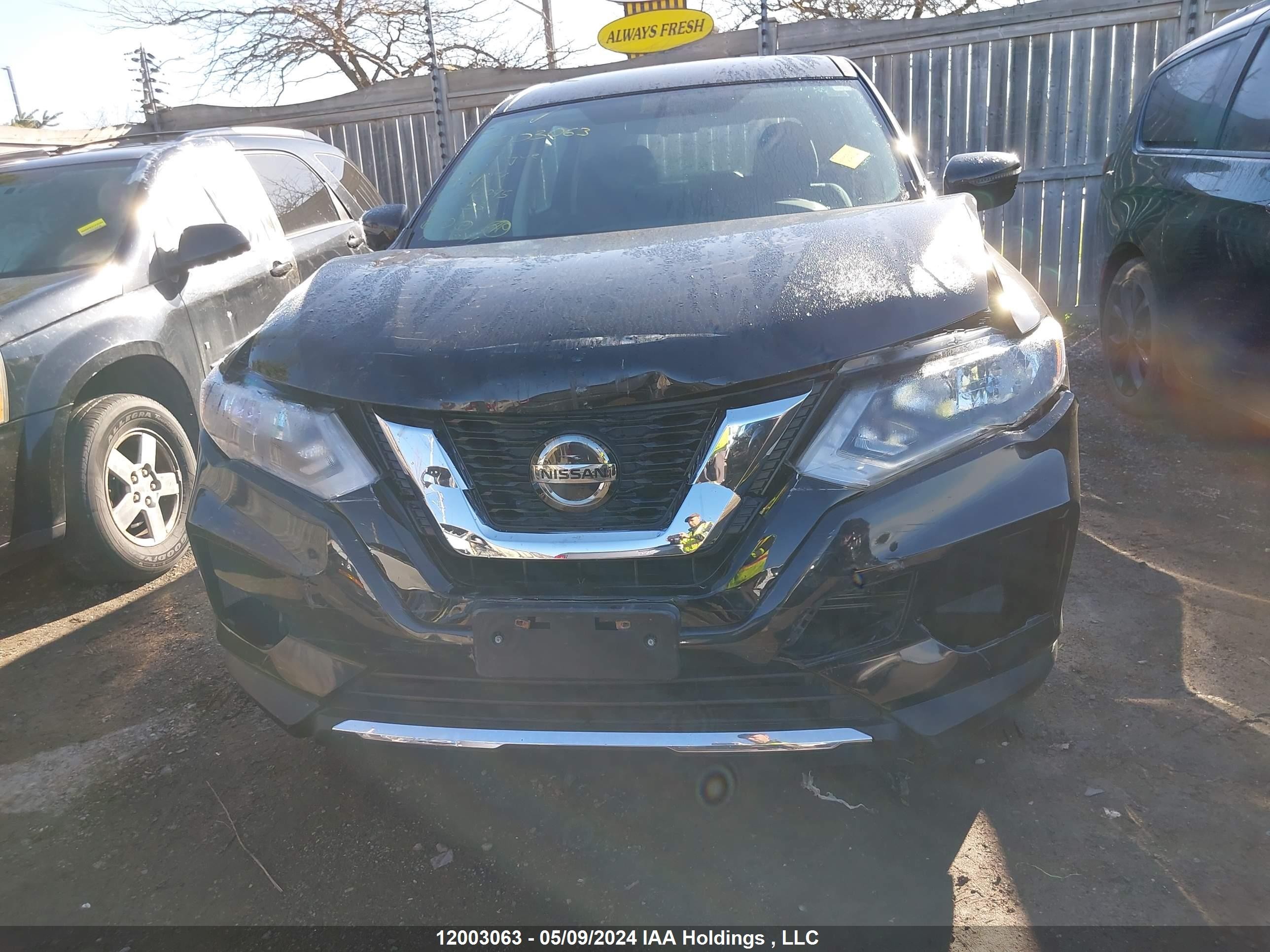 Photo 11 VIN: 5N1AT2MT1JC842045 - NISSAN ROGUE 