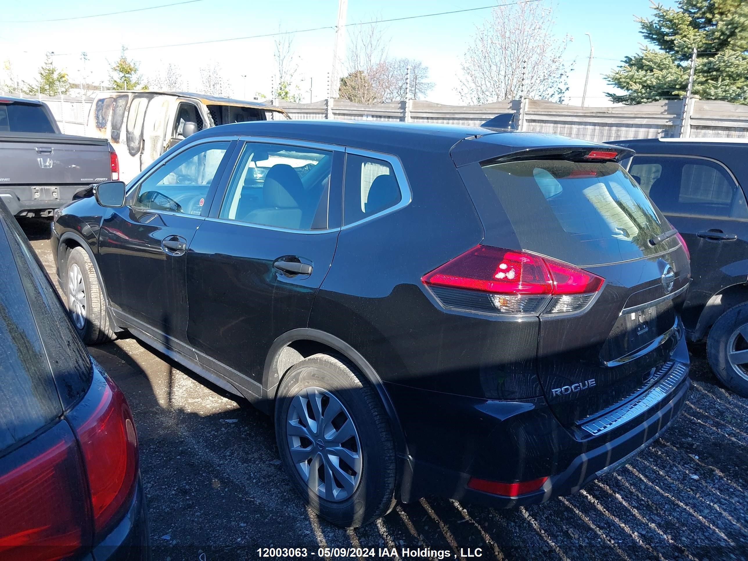 Photo 13 VIN: 5N1AT2MT1JC842045 - NISSAN ROGUE 