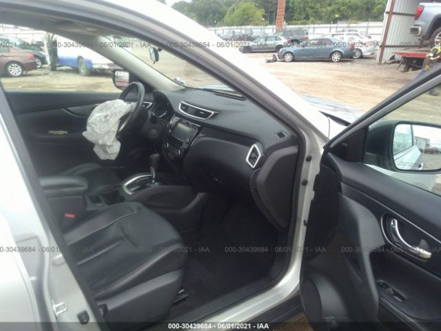 Photo 4 VIN: 5N1AT2MT2FC879970 - NISSAN ROGUE 