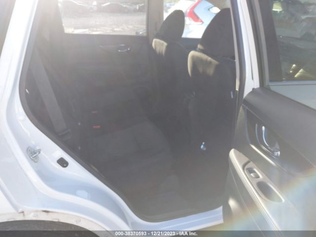 Photo 7 VIN: 5N1AT2MT2JC830602 - NISSAN ROGUE 