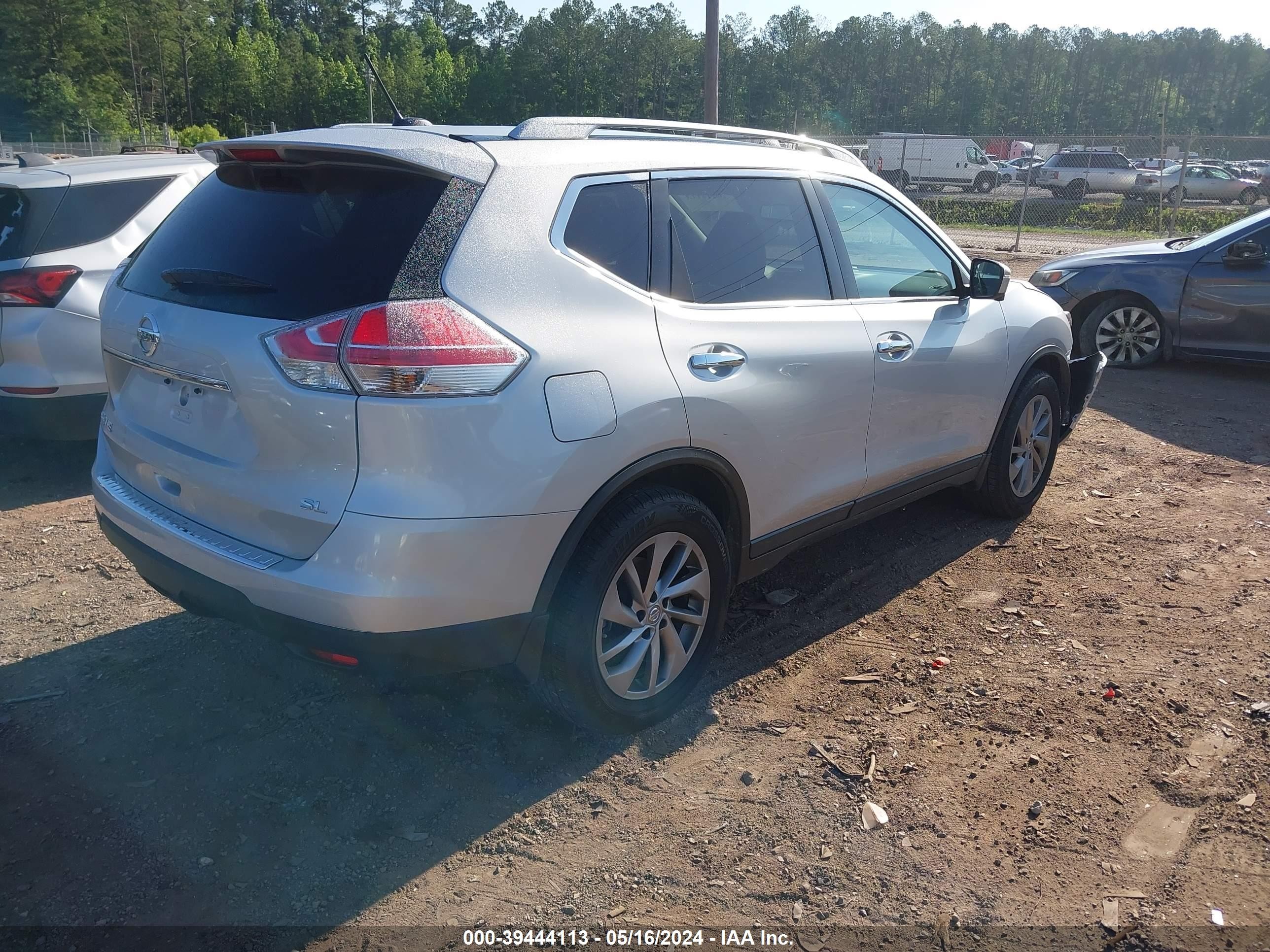 Photo 3 VIN: 5N1AT2MT3FC804078 - NISSAN ROGUE 