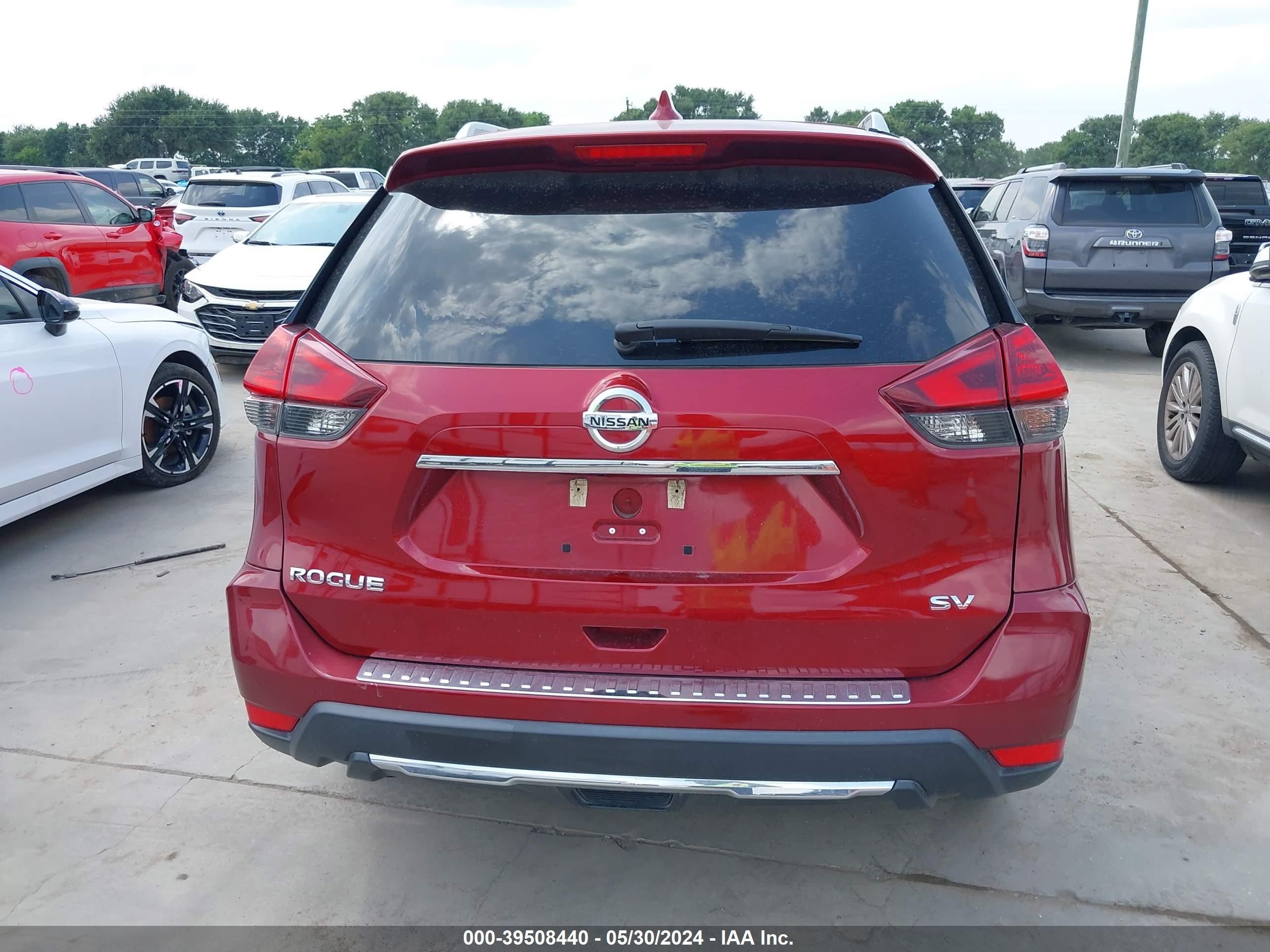 Photo 15 VIN: 5N1AT2MT3JC708072 - NISSAN ROGUE 