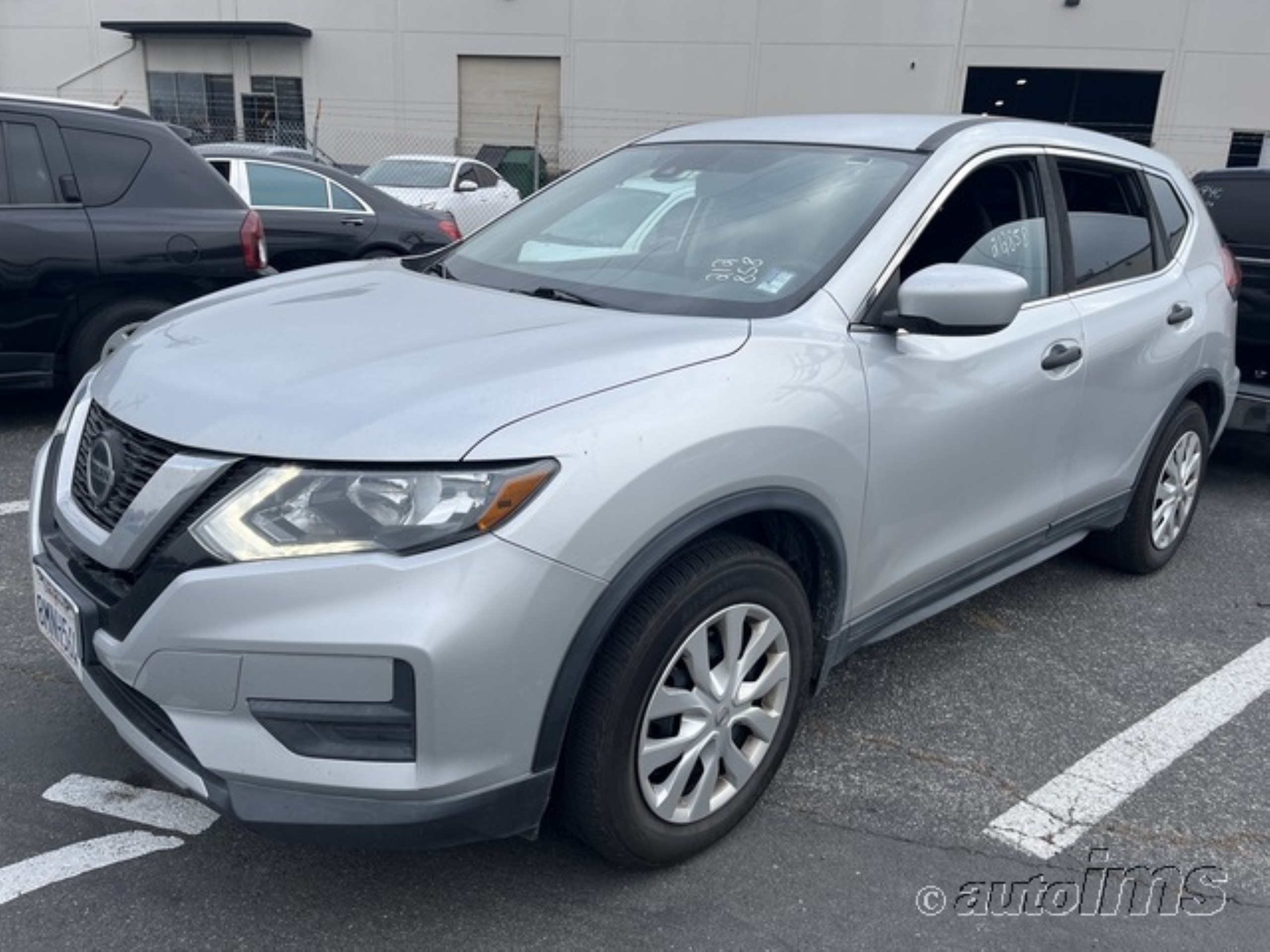 Photo 1 VIN: 5N1AT2MT3KC838225 - NISSAN ROGUE 