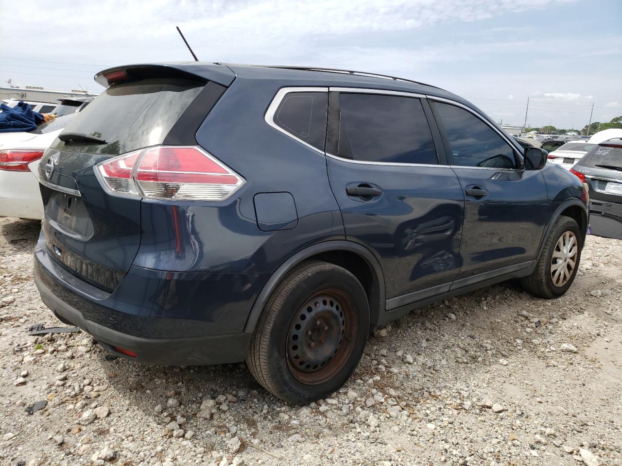 Photo 2 VIN: 5N1AT2MT4GC738545 - NISSAN ROGUE 