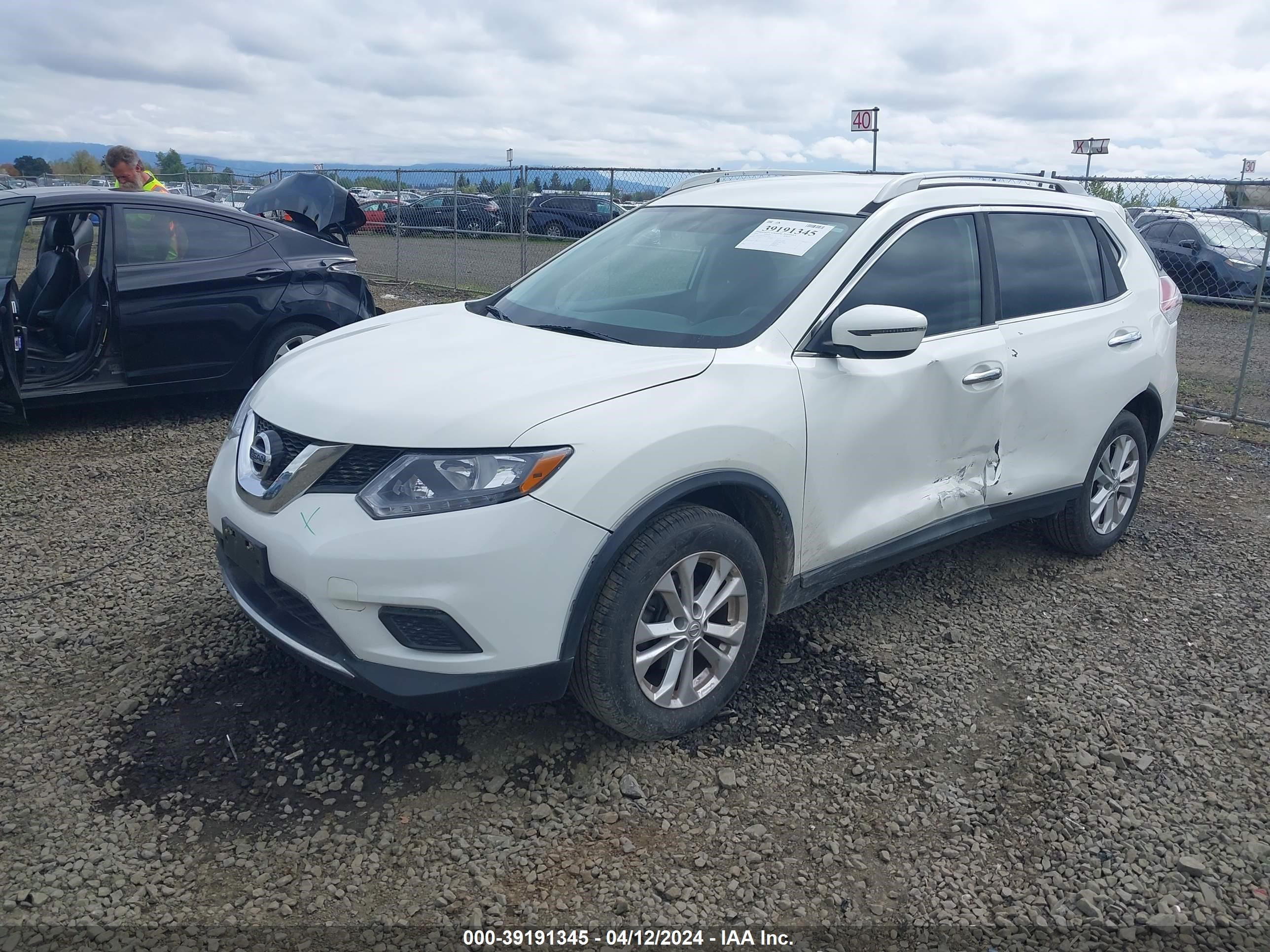 Photo 1 VIN: 5N1AT2MT4GC817391 - NISSAN ROGUE 