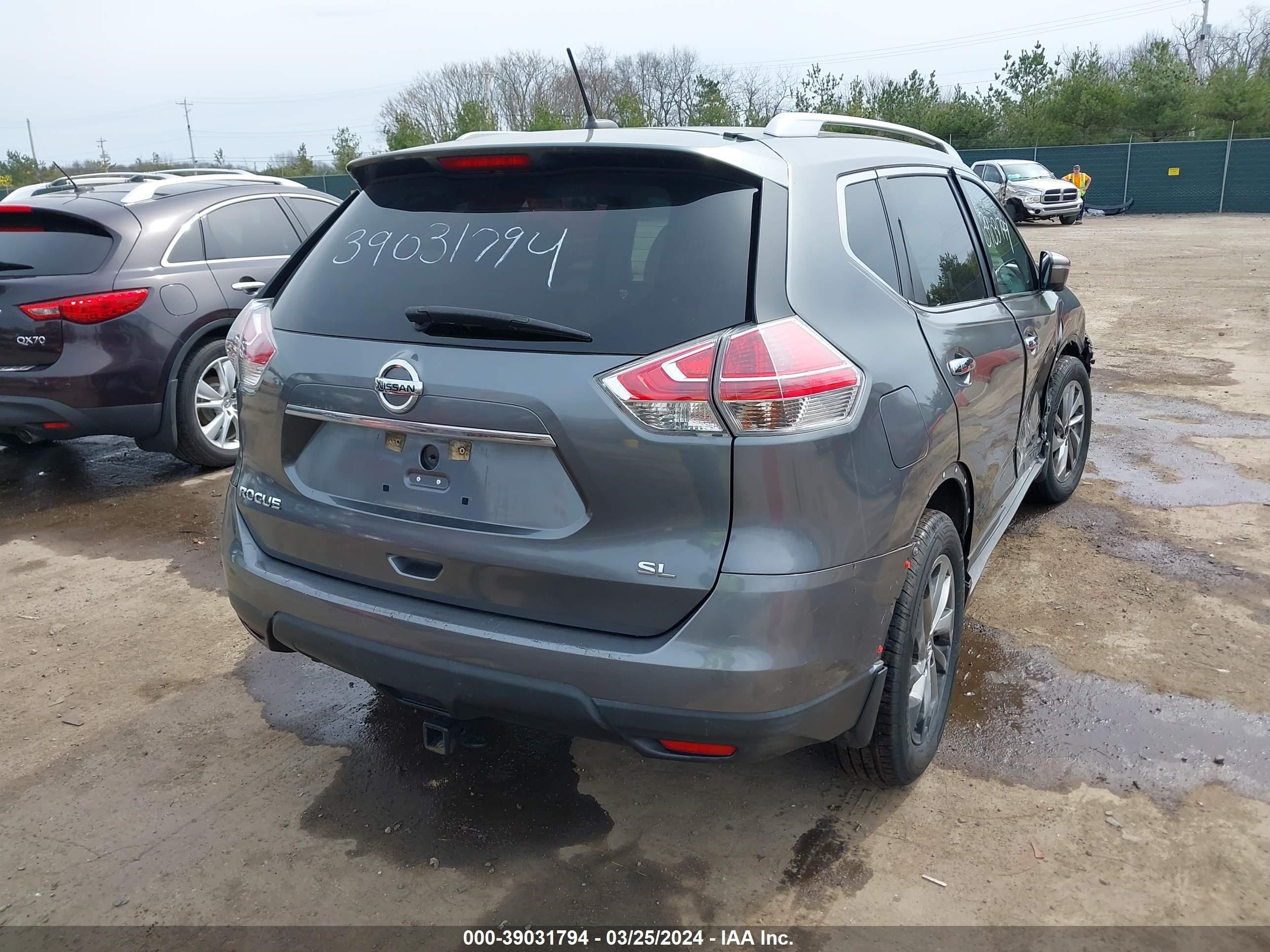 Photo 3 VIN: 5N1AT2MT5FC810867 - NISSAN ROGUE 