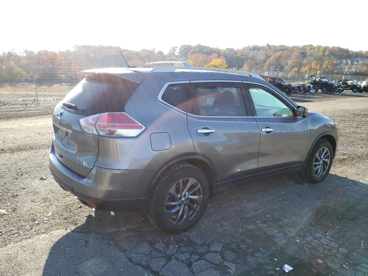 Photo 2 VIN: 5N1AT2MT5GC752003 - NISSAN ROGUE 