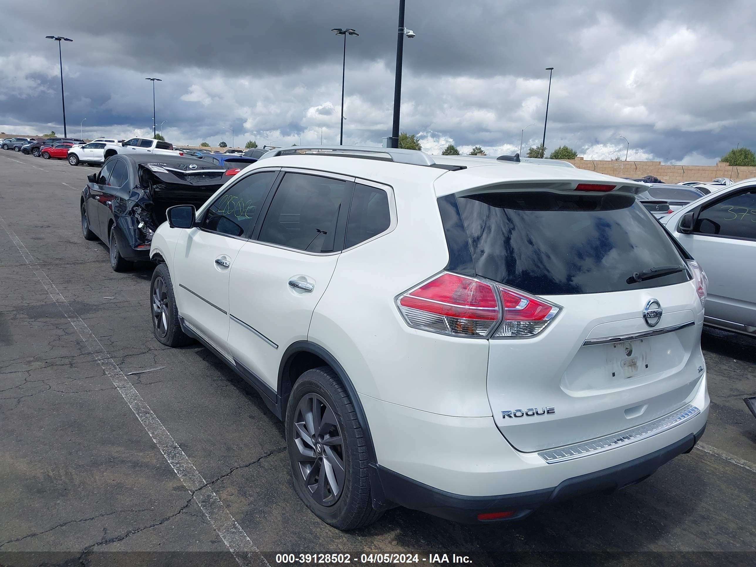 Photo 2 VIN: 5N1AT2MT5GC825158 - NISSAN ROGUE 