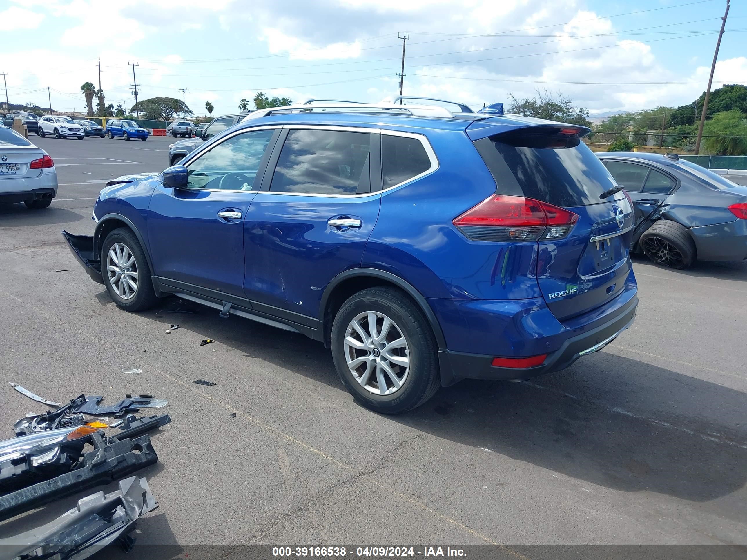 Photo 2 VIN: 5N1AT2MT5LC795122 - NISSAN ROGUE 