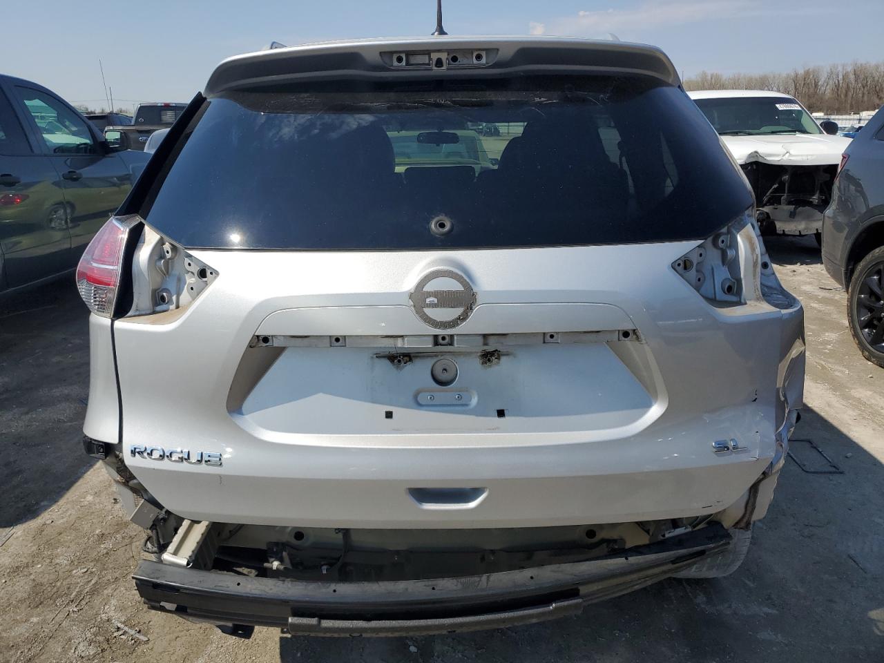 Photo 5 VIN: 5N1AT2MT6FC880667 - NISSAN ROGUE 