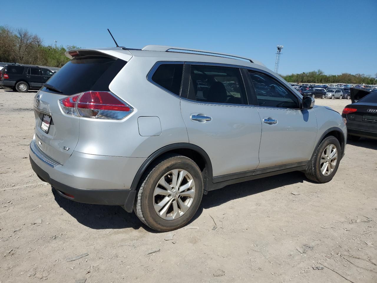 Photo 2 VIN: 5N1AT2MT6GC828327 - NISSAN ROGUE 