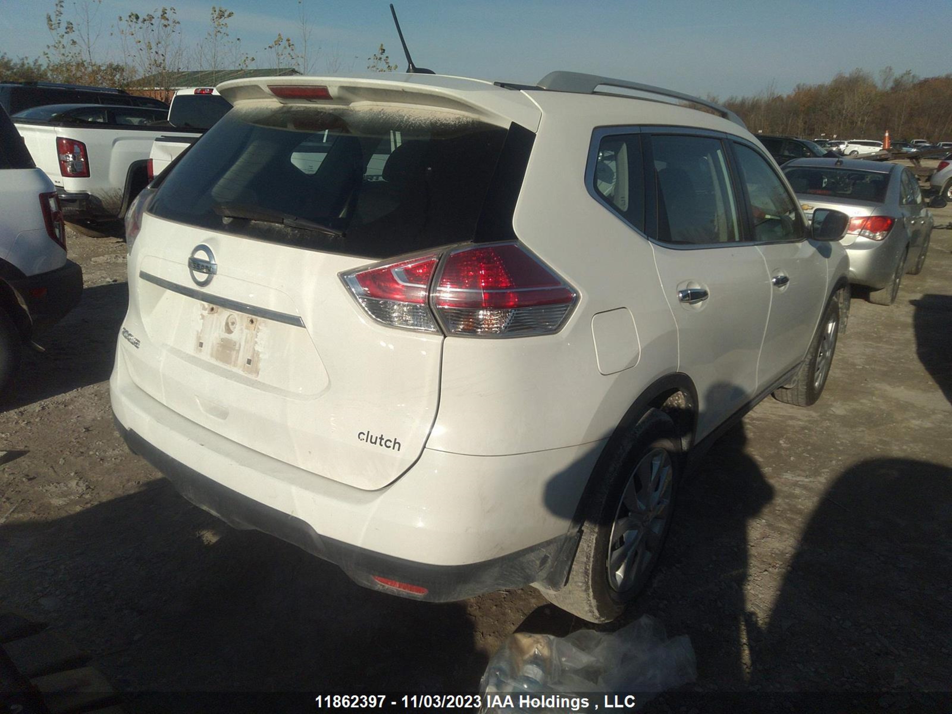 Photo 3 VIN: 5N1AT2MT6GC886230 - NISSAN ROGUE 