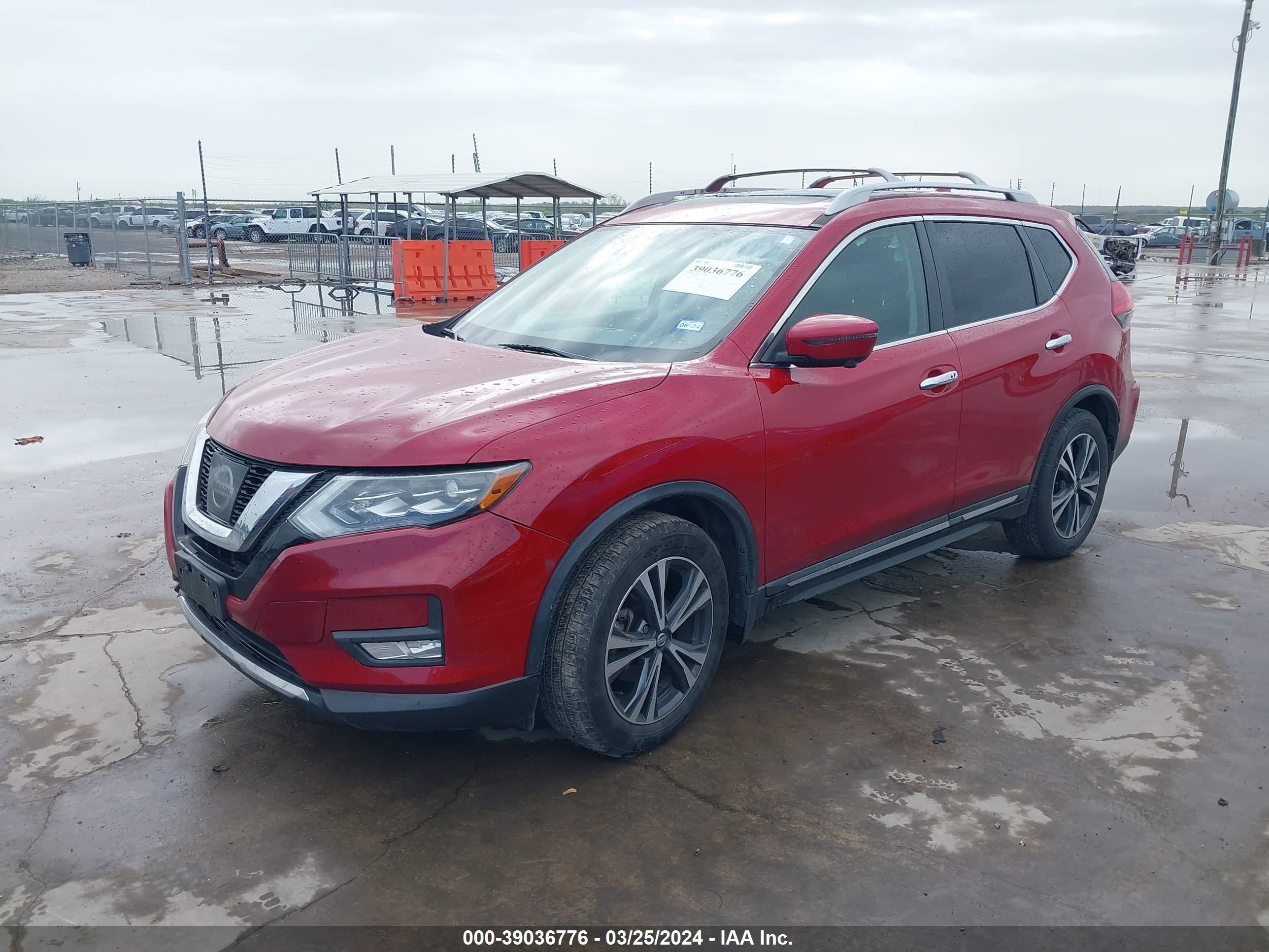 Photo 1 VIN: 5N1AT2MT6HC799395 - NISSAN ROGUE 