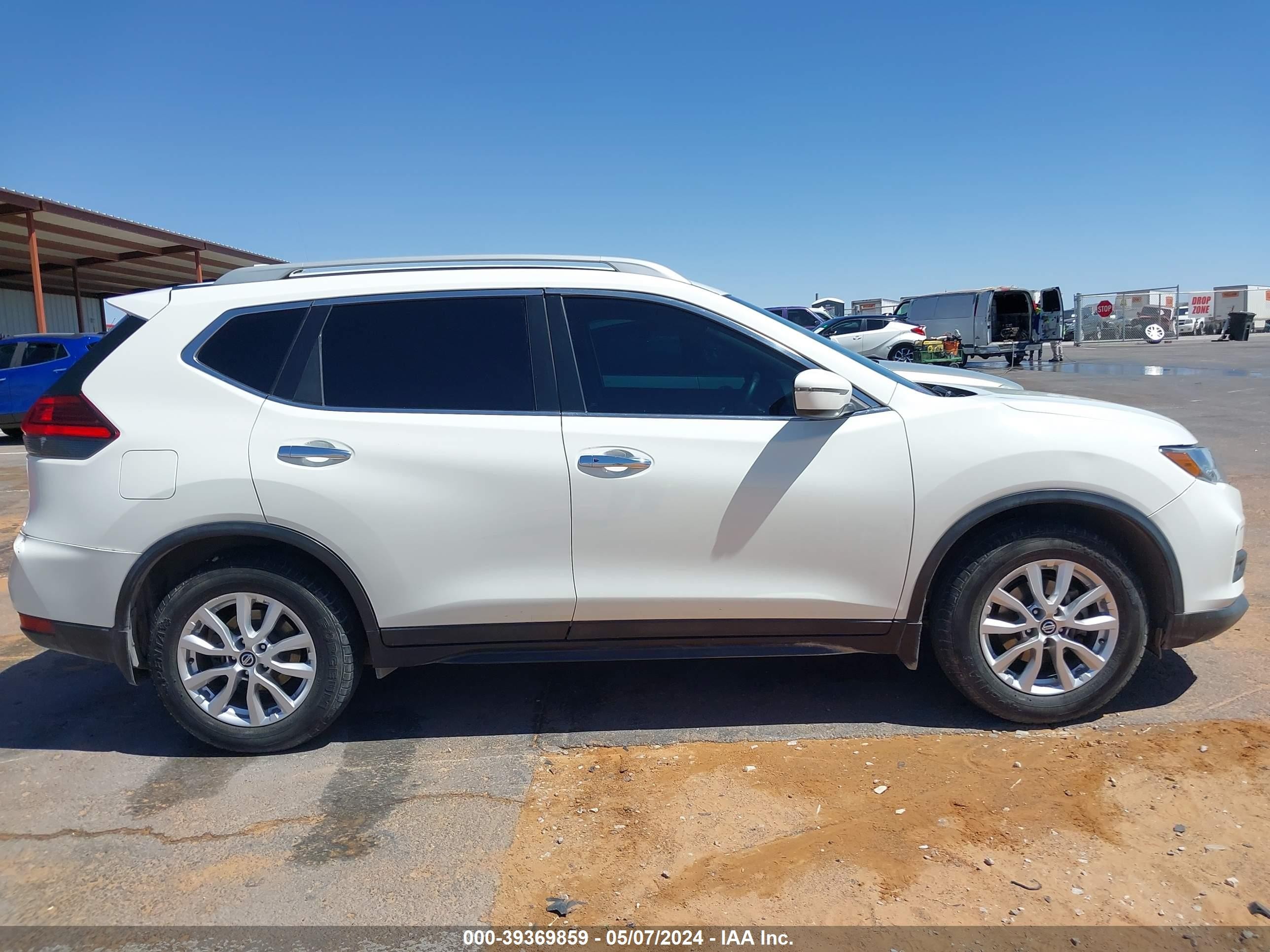 Photo 12 VIN: 5N1AT2MT6HC893874 - NISSAN ROGUE 