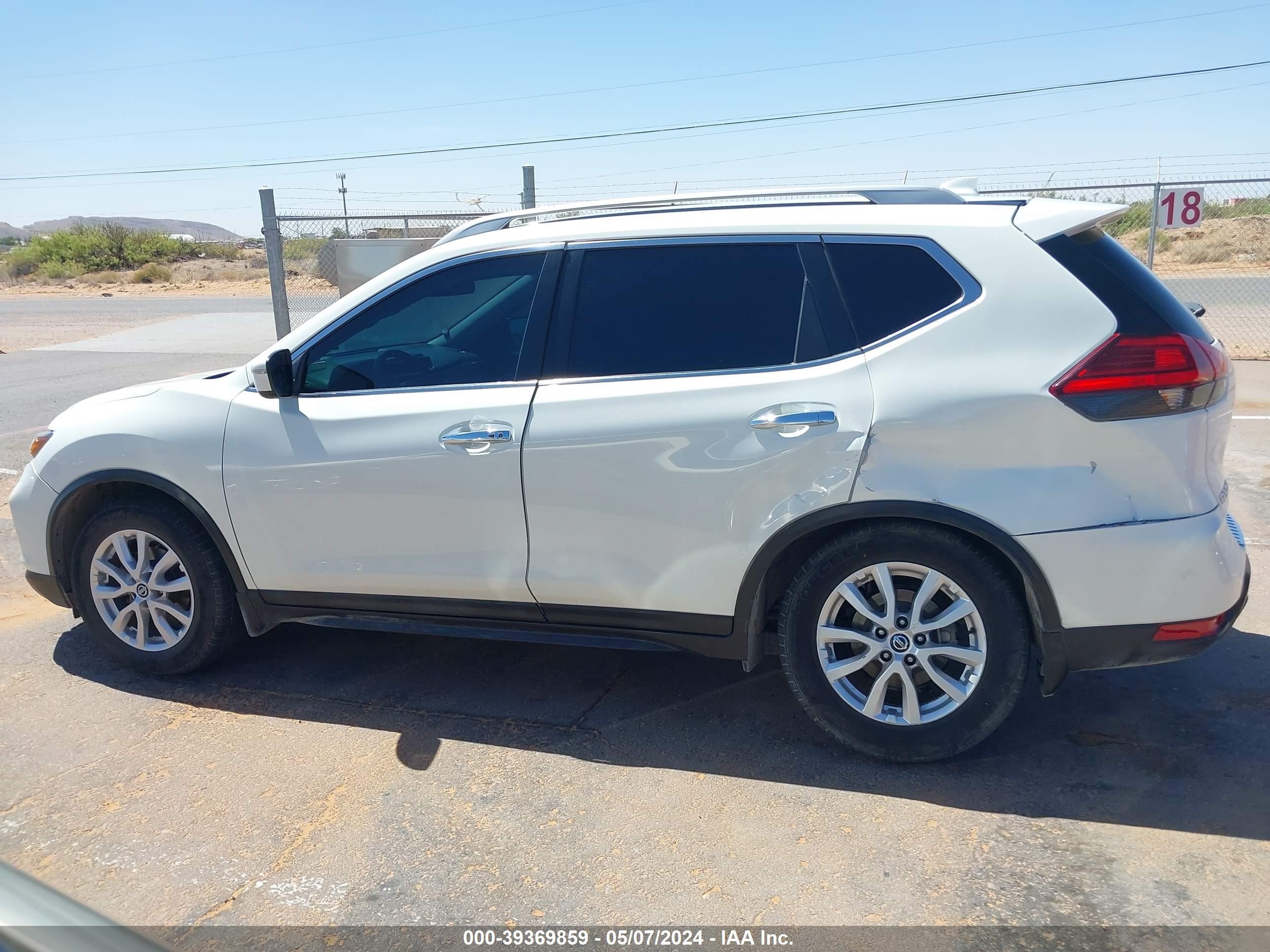 Photo 13 VIN: 5N1AT2MT6HC893874 - NISSAN ROGUE 