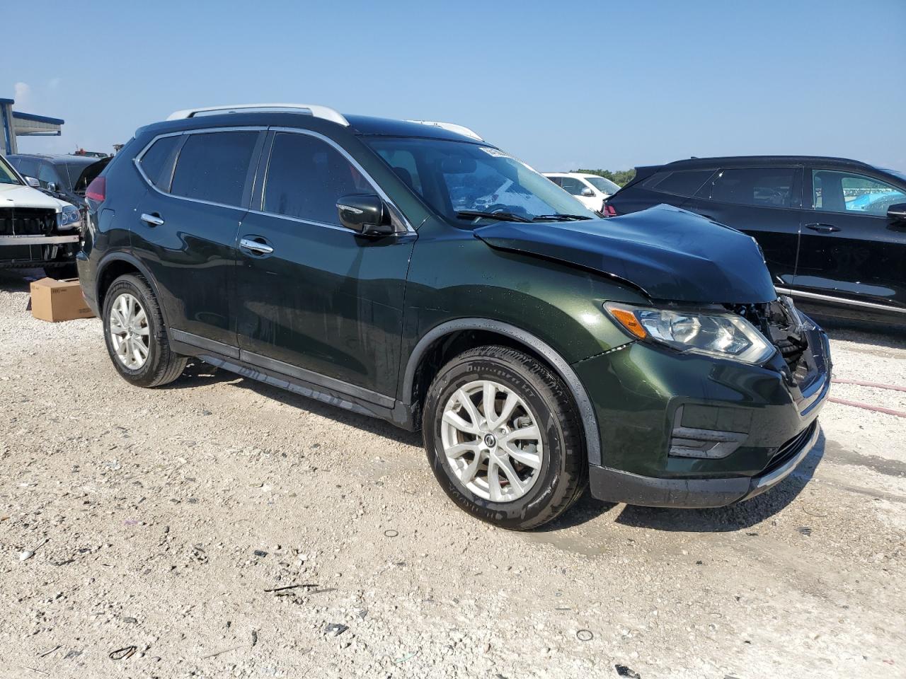 Photo 3 VIN: 5N1AT2MT6JC703934 - NISSAN ROGUE 