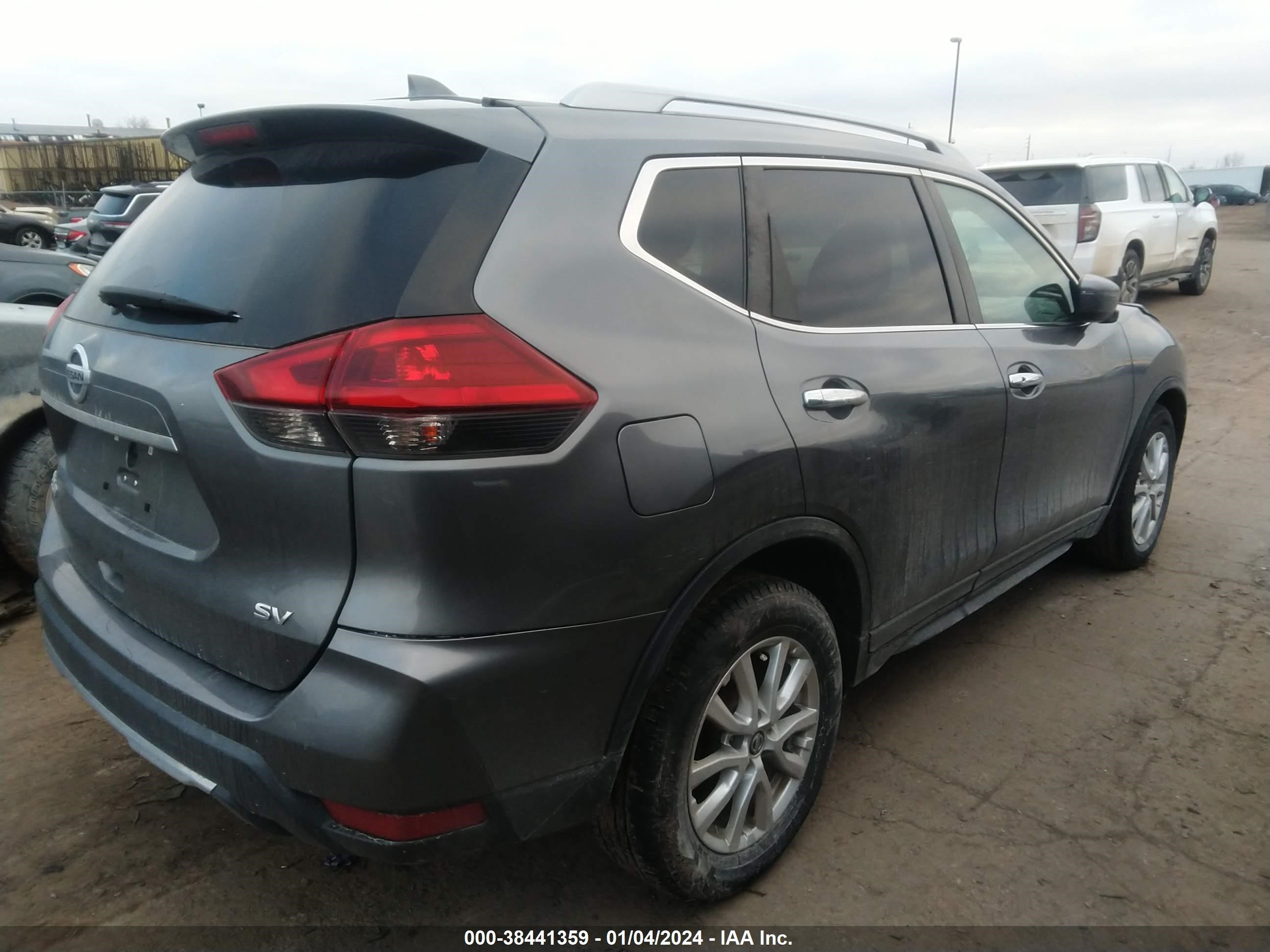 Photo 3 VIN: 5N1AT2MT6JC777032 - NISSAN ROGUE 