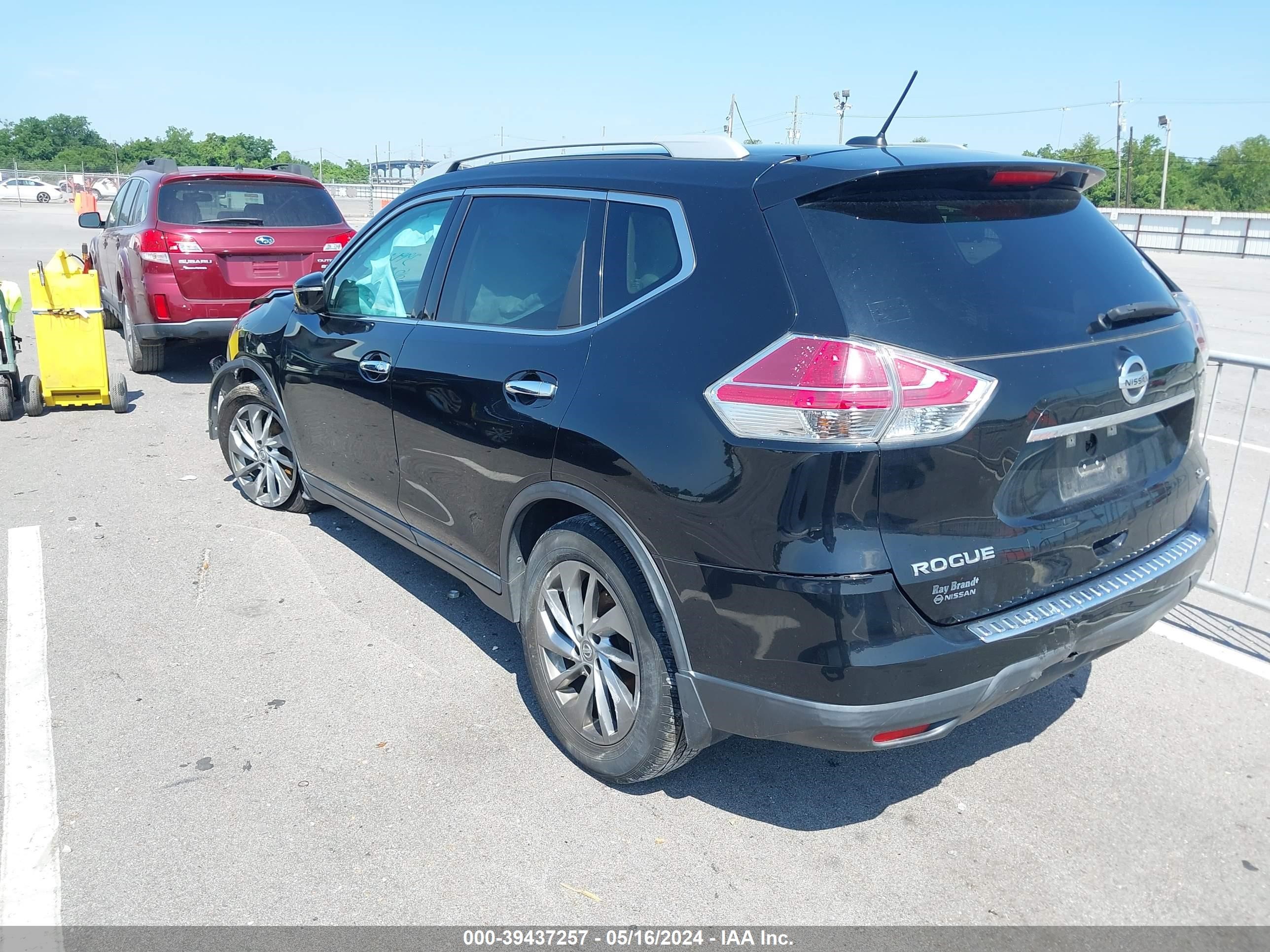 Photo 2 VIN: 5N1AT2MT7FC909934 - NISSAN ROGUE 