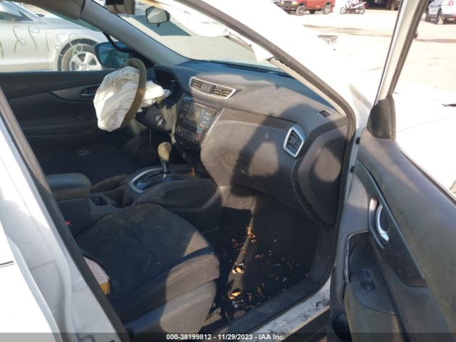 Photo 4 VIN: 5N1AT2MT7GC772074 - NISSAN ROGUE 