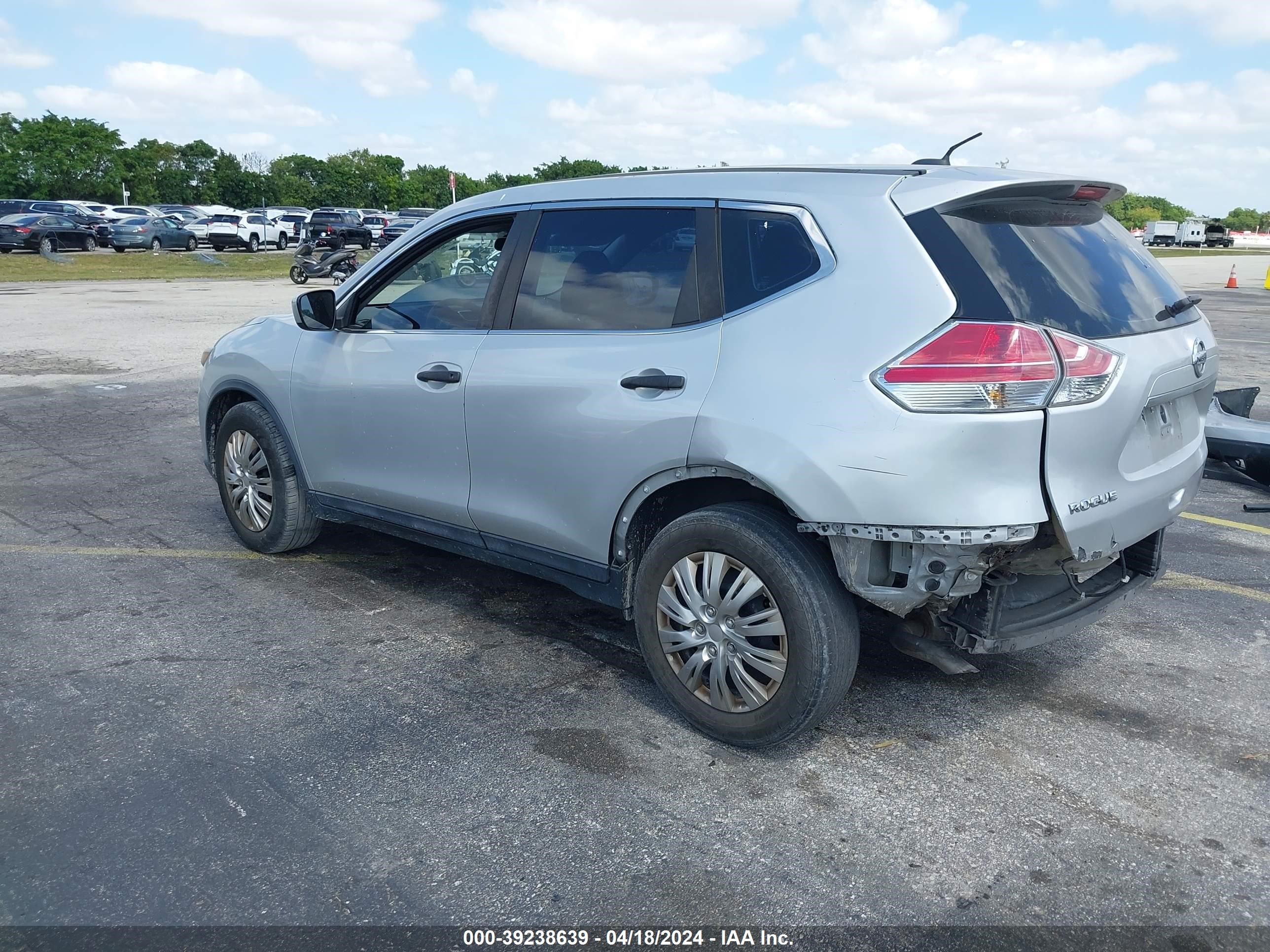 Photo 2 VIN: 5N1AT2MT7GC796200 - NISSAN ROGUE 