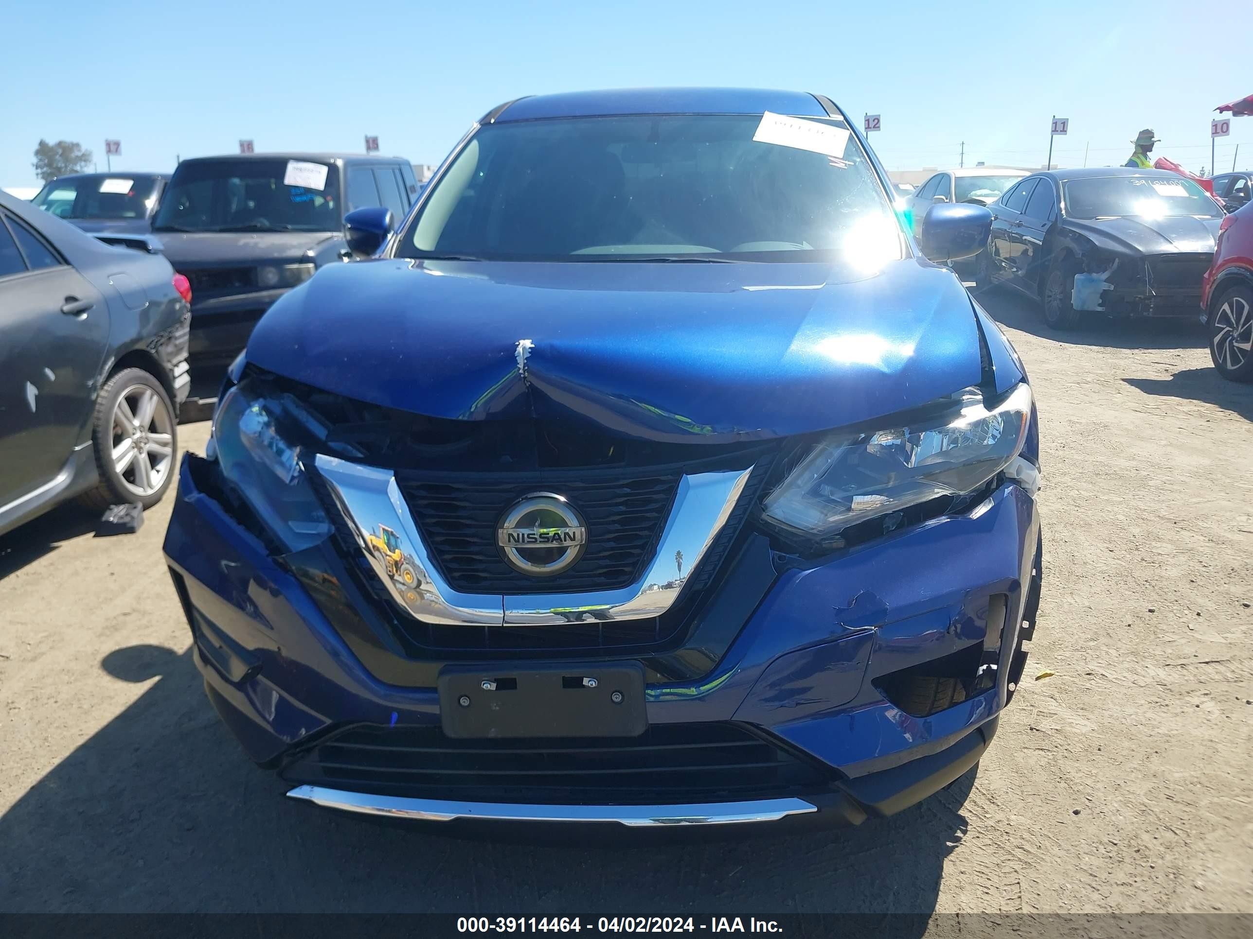 Photo 11 VIN: 5N1AT2MT7JC771286 - NISSAN ROGUE 