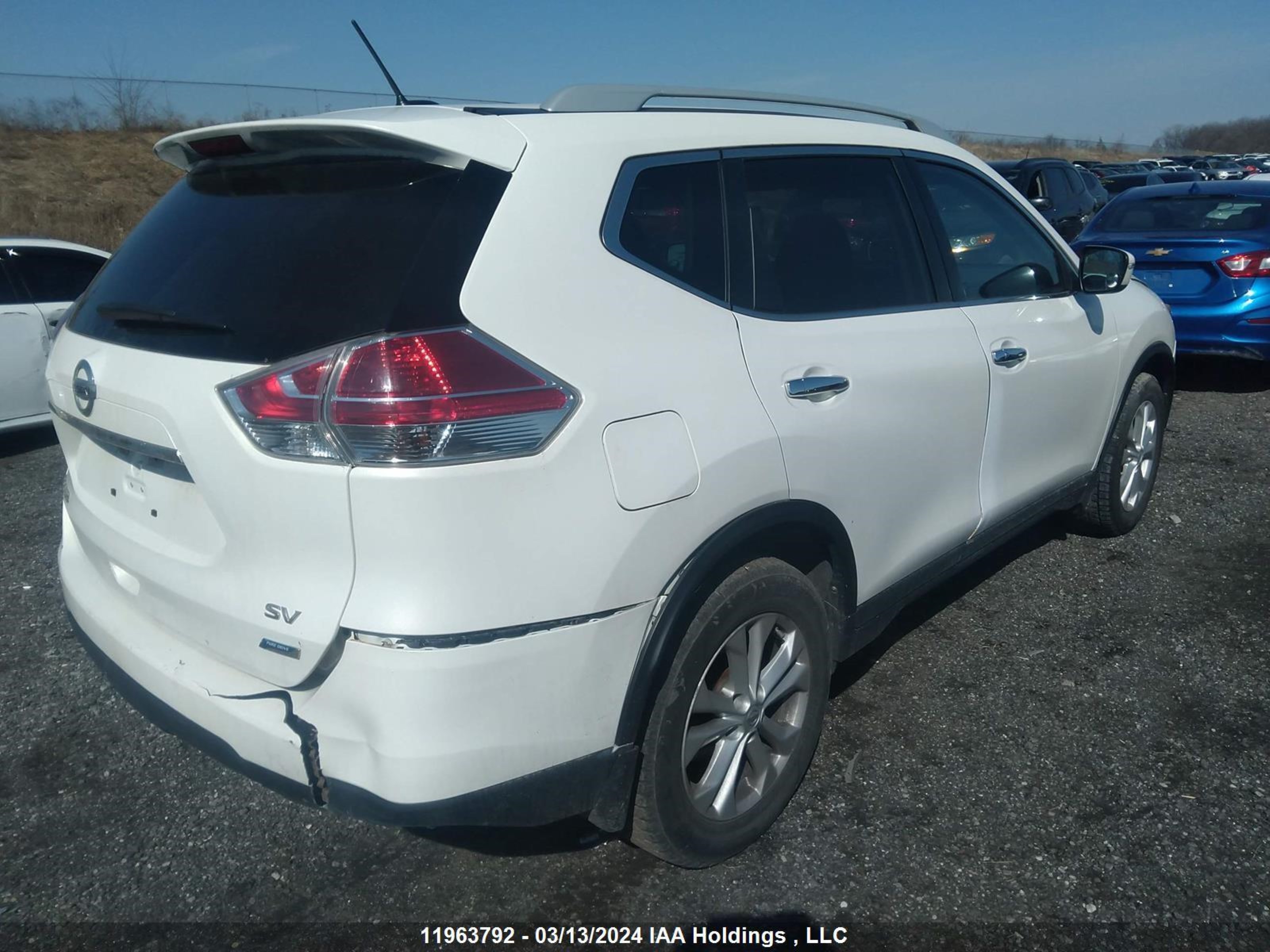 Photo 3 VIN: 5N1AT2MT8EC763929 - NISSAN ROGUE 