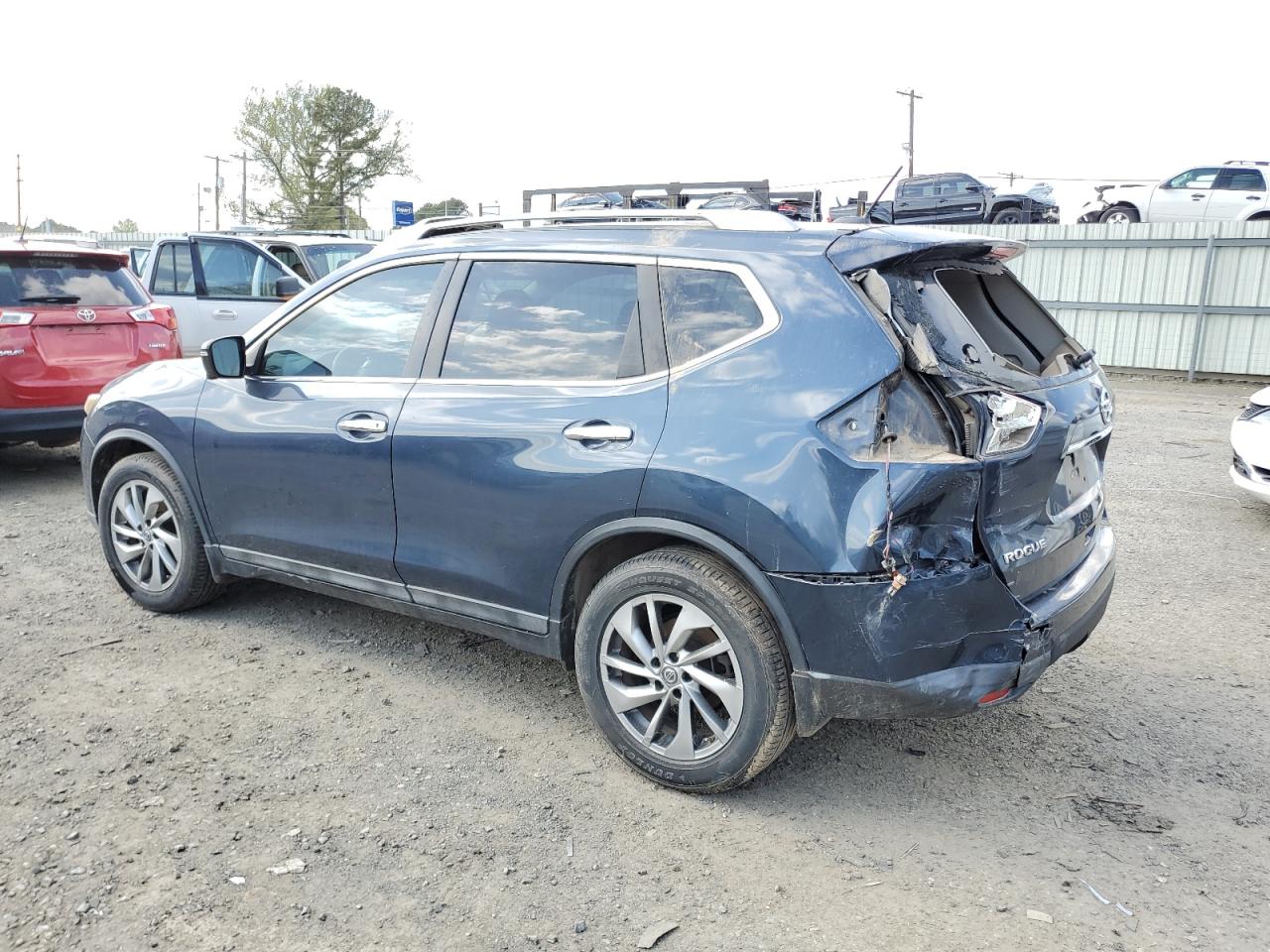 Photo 1 VIN: 5N1AT2MT8FC756240 - NISSAN ROGUE 