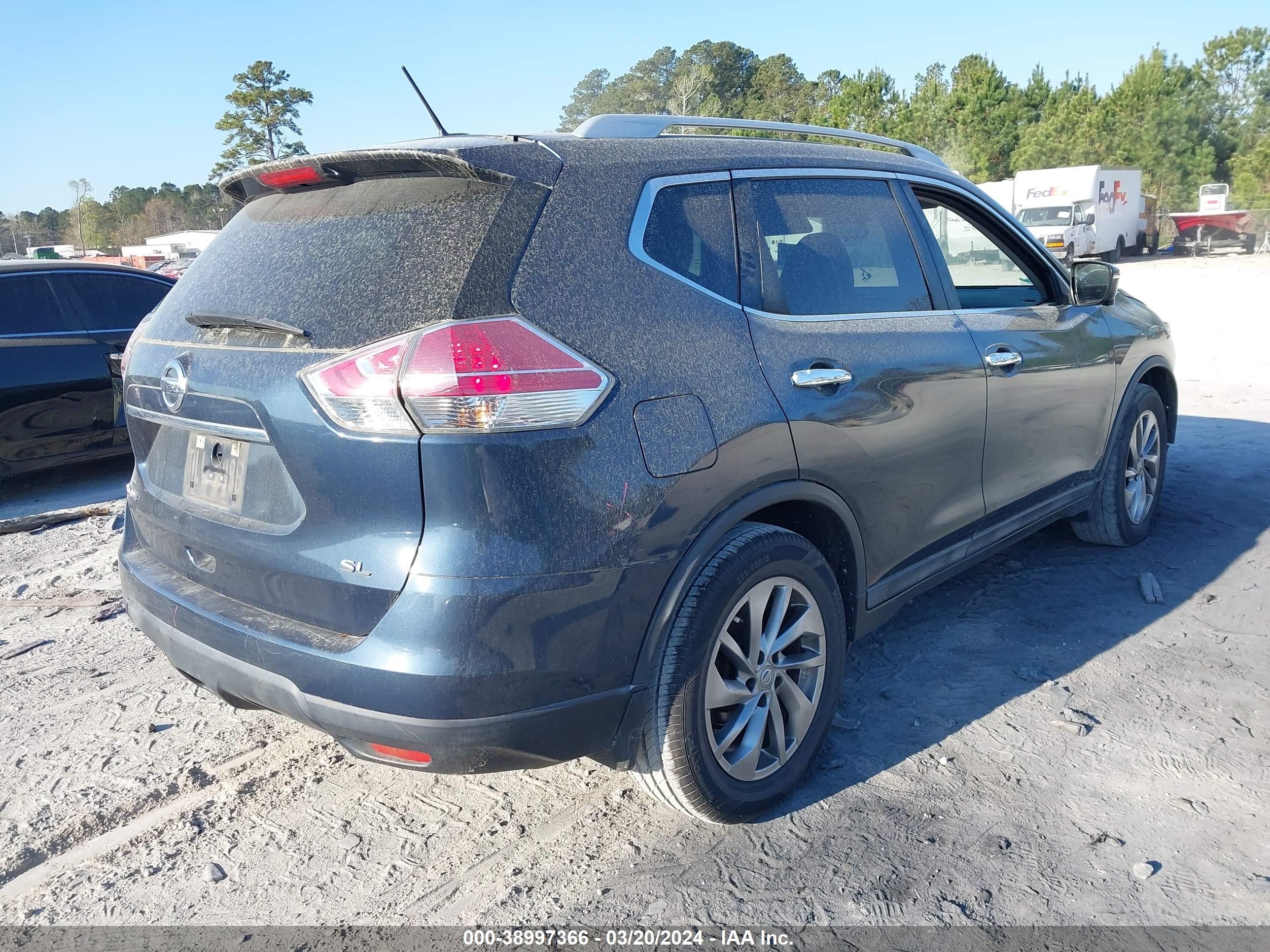 Photo 3 VIN: 5N1AT2MT8FC914401 - NISSAN ROGUE 