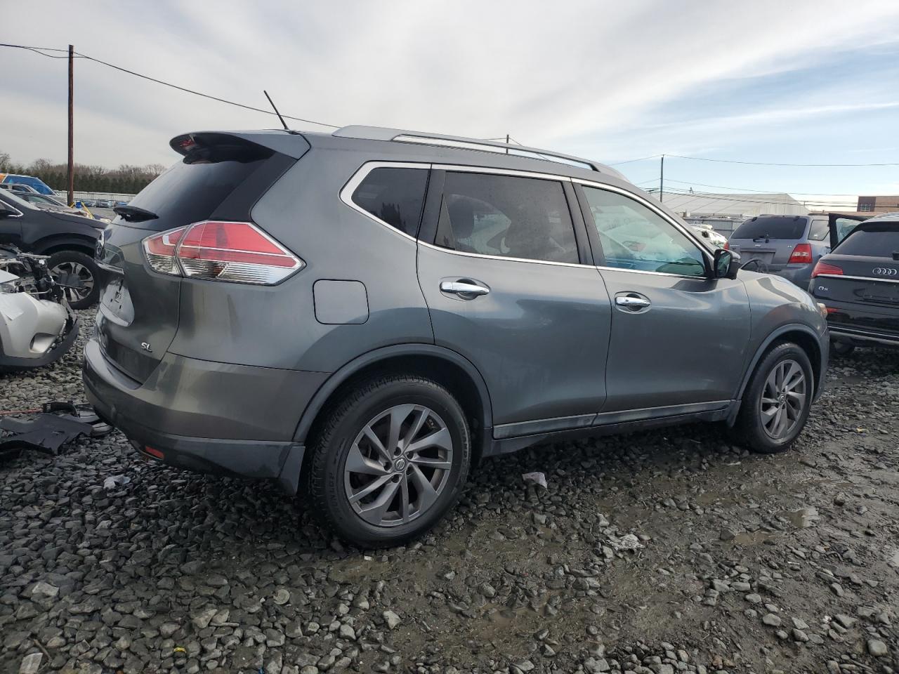 Photo 2 VIN: 5N1AT2MT8GC748415 - NISSAN ROGUE 