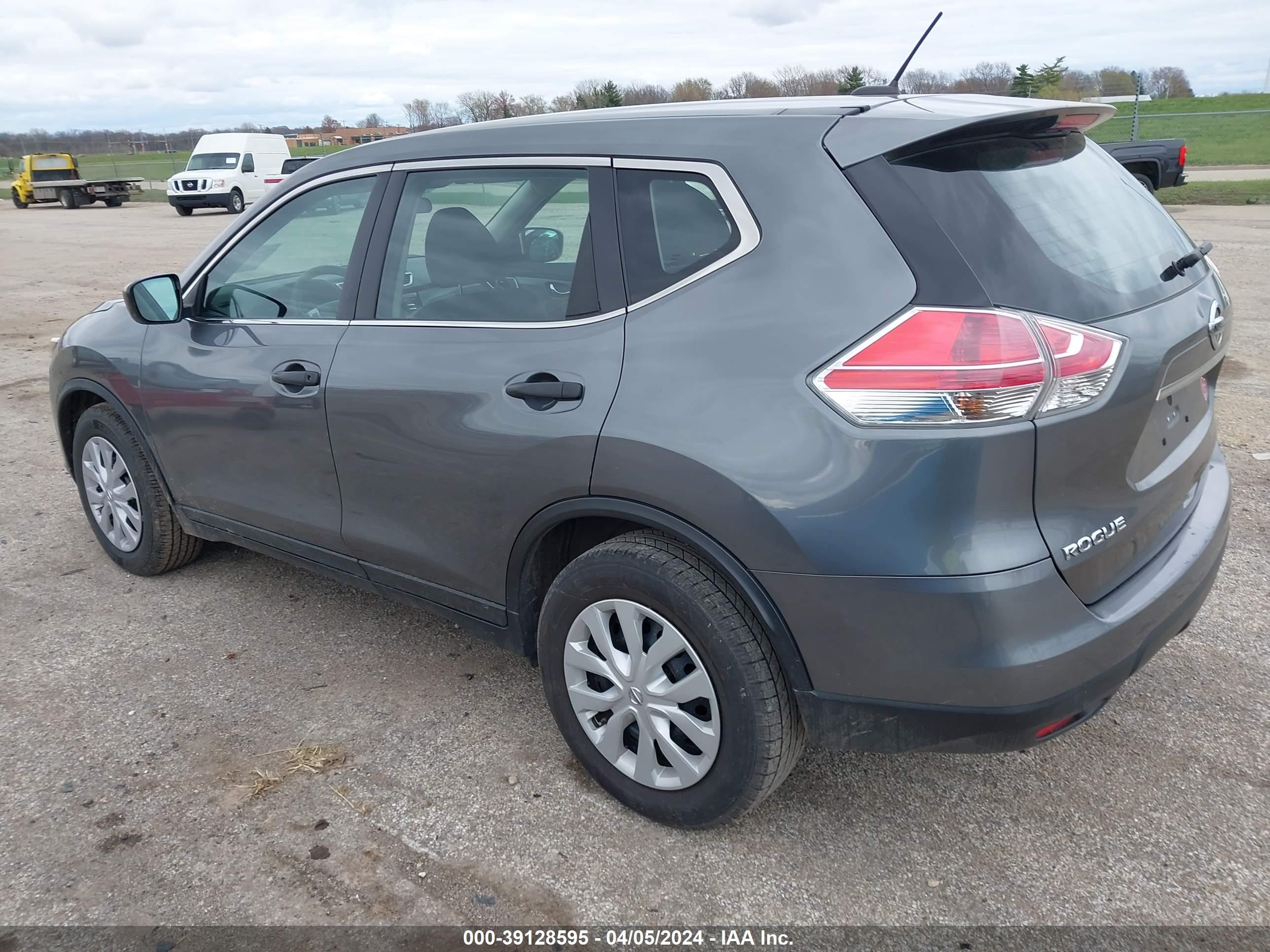 Photo 2 VIN: 5N1AT2MT8GC796626 - NISSAN ROGUE 