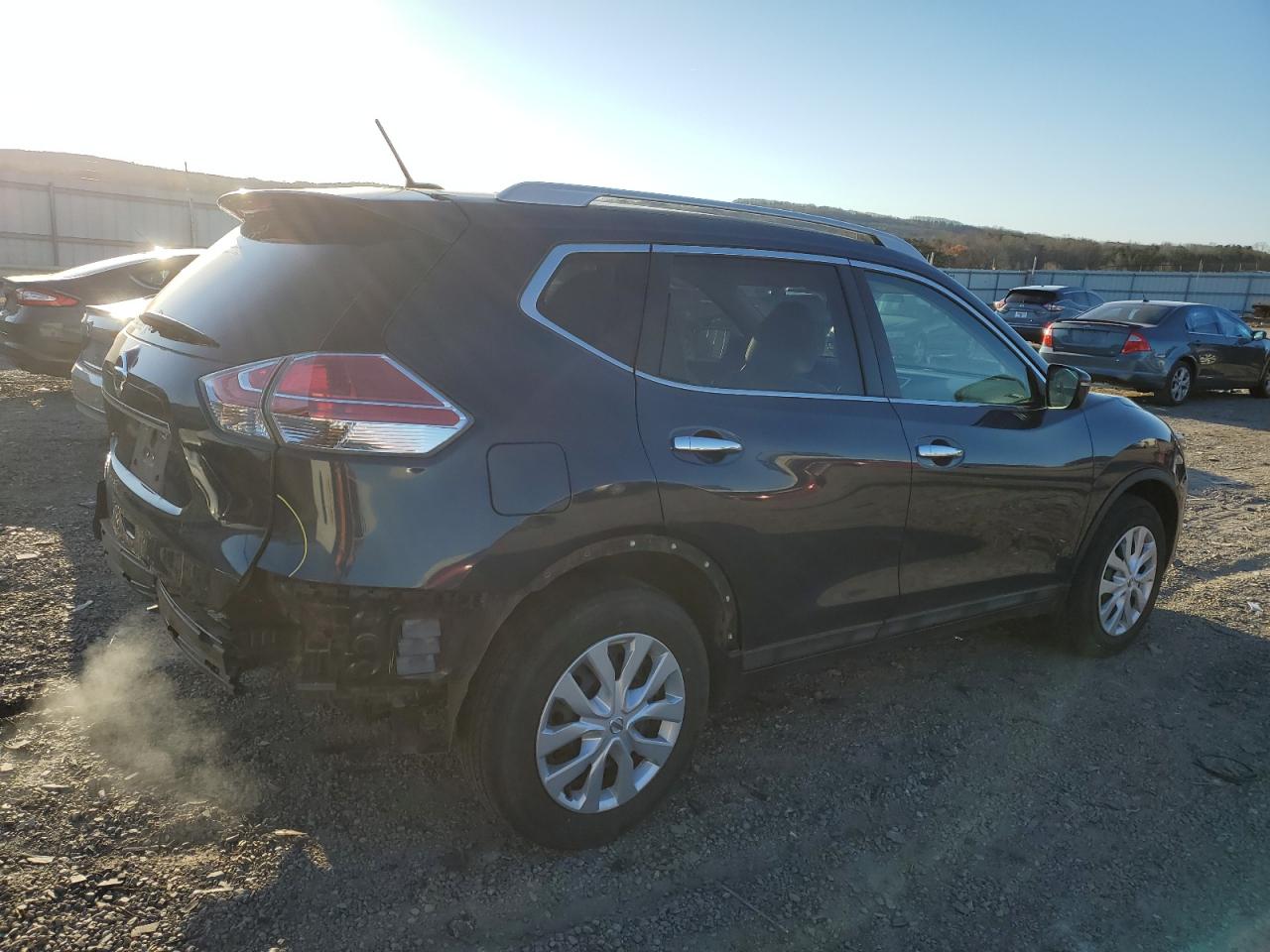 Photo 2 VIN: 5N1AT2MT8GC860342 - NISSAN ROGUE 