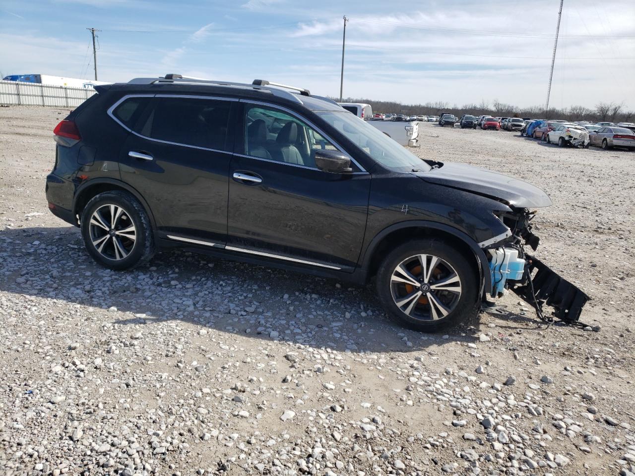 Photo 3 VIN: 5N1AT2MT8JC736403 - NISSAN ROGUE 