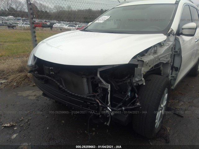 Photo 5 VIN: 5N1AT2MT8JC826456 - NISSAN ROGUE 