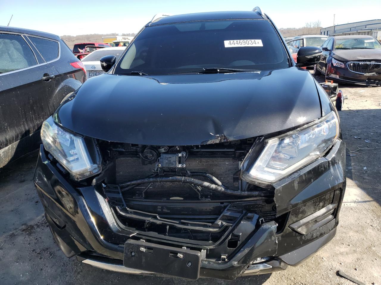 Photo 4 VIN: 5N1AT2MT8JC844052 - NISSAN ROGUE 