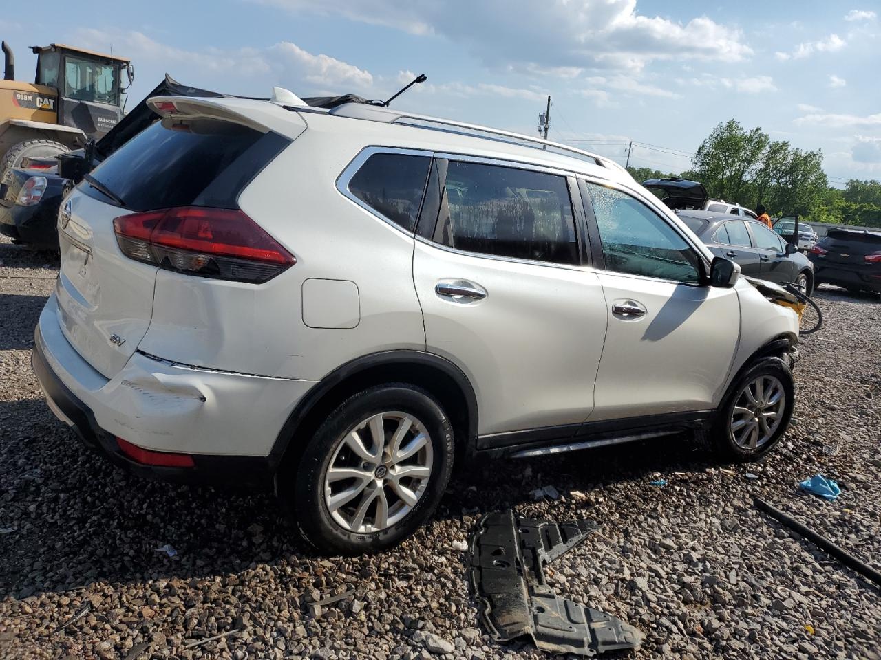 Photo 2 VIN: 5N1AT2MT9JC776957 - NISSAN ROGUE 