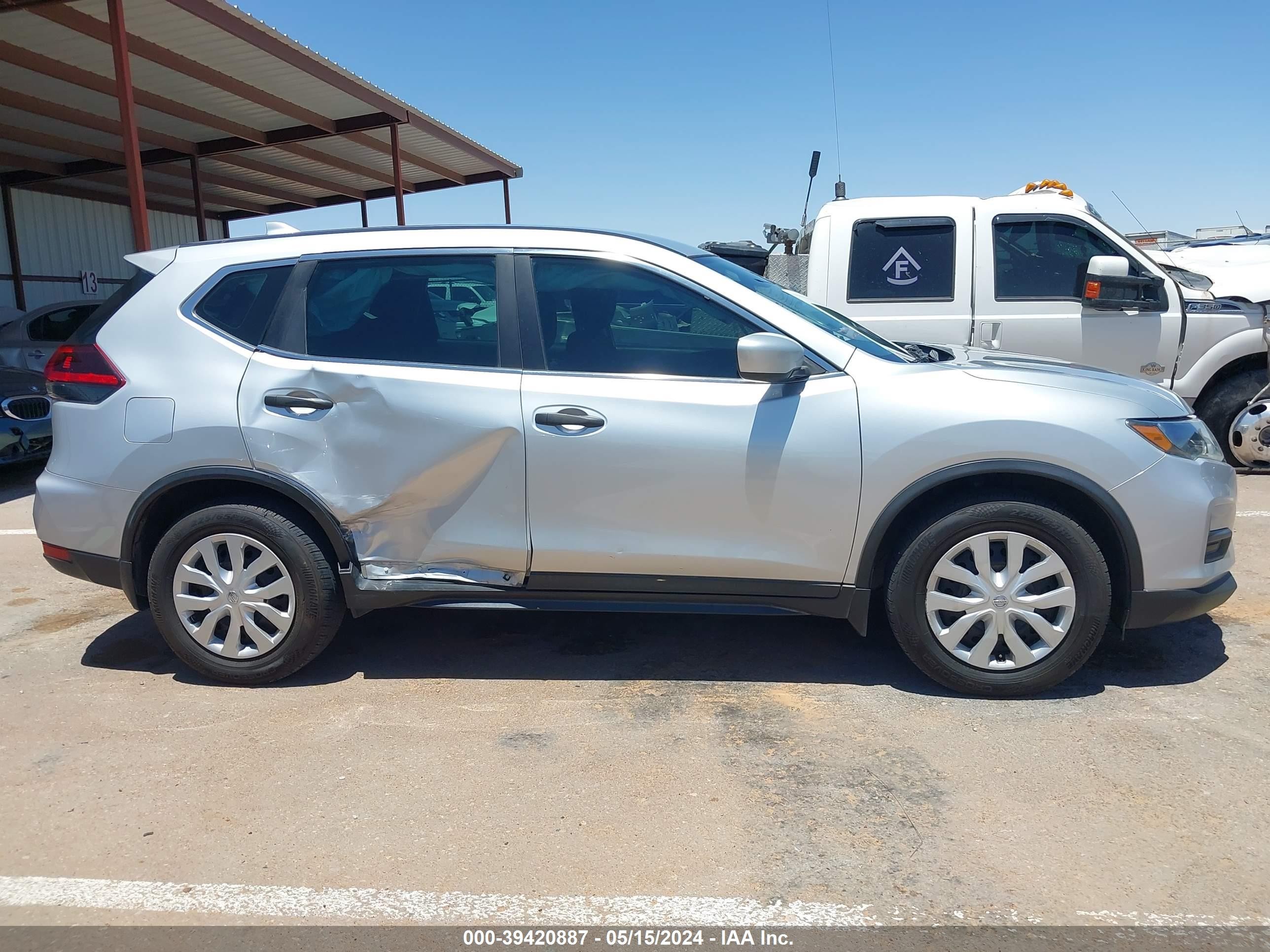 Photo 12 VIN: 5N1AT2MT9KC809893 - NISSAN ROGUE 