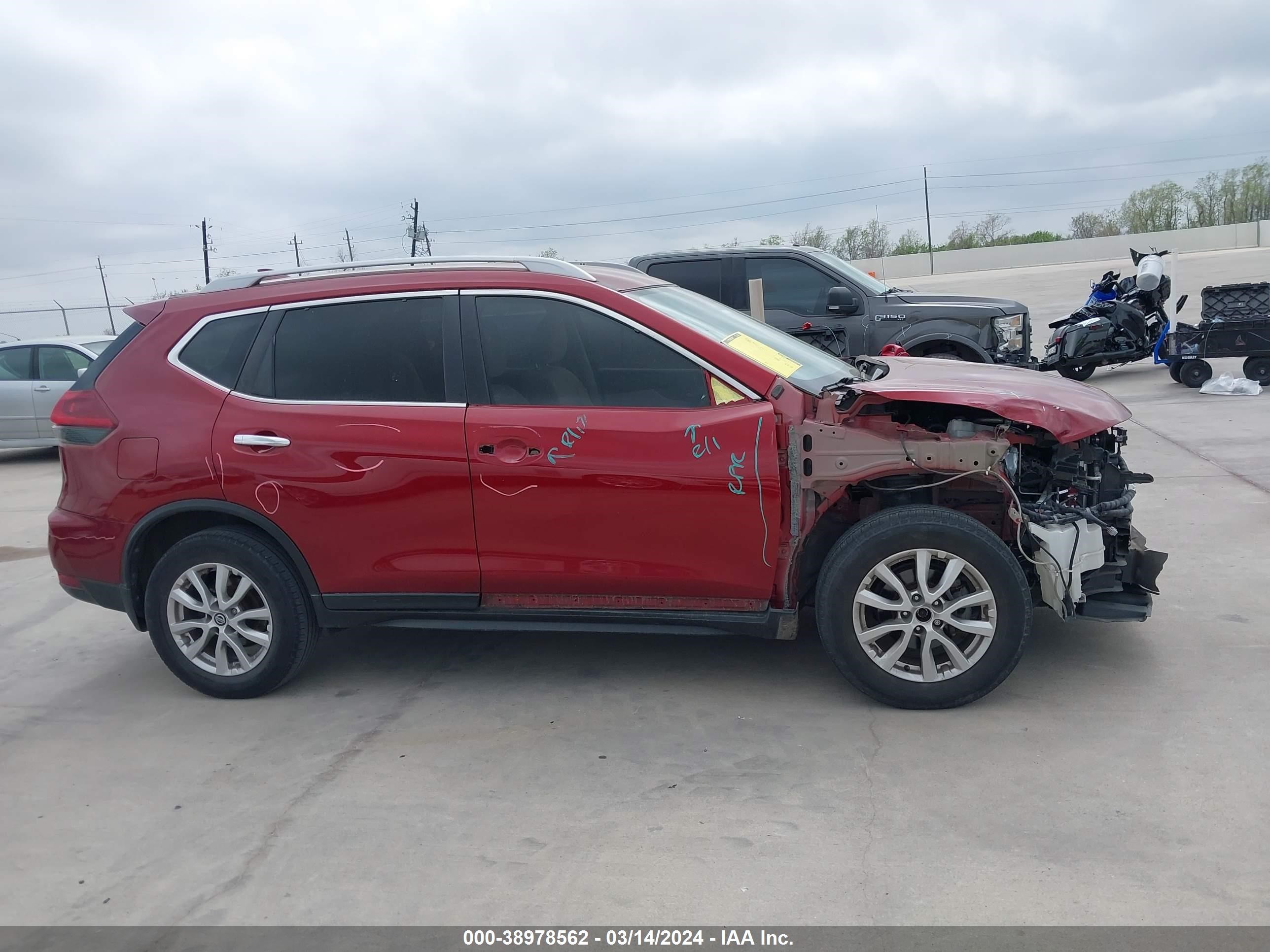 Photo 13 VIN: 5N1AT2MT9LC765377 - NISSAN ROGUE 