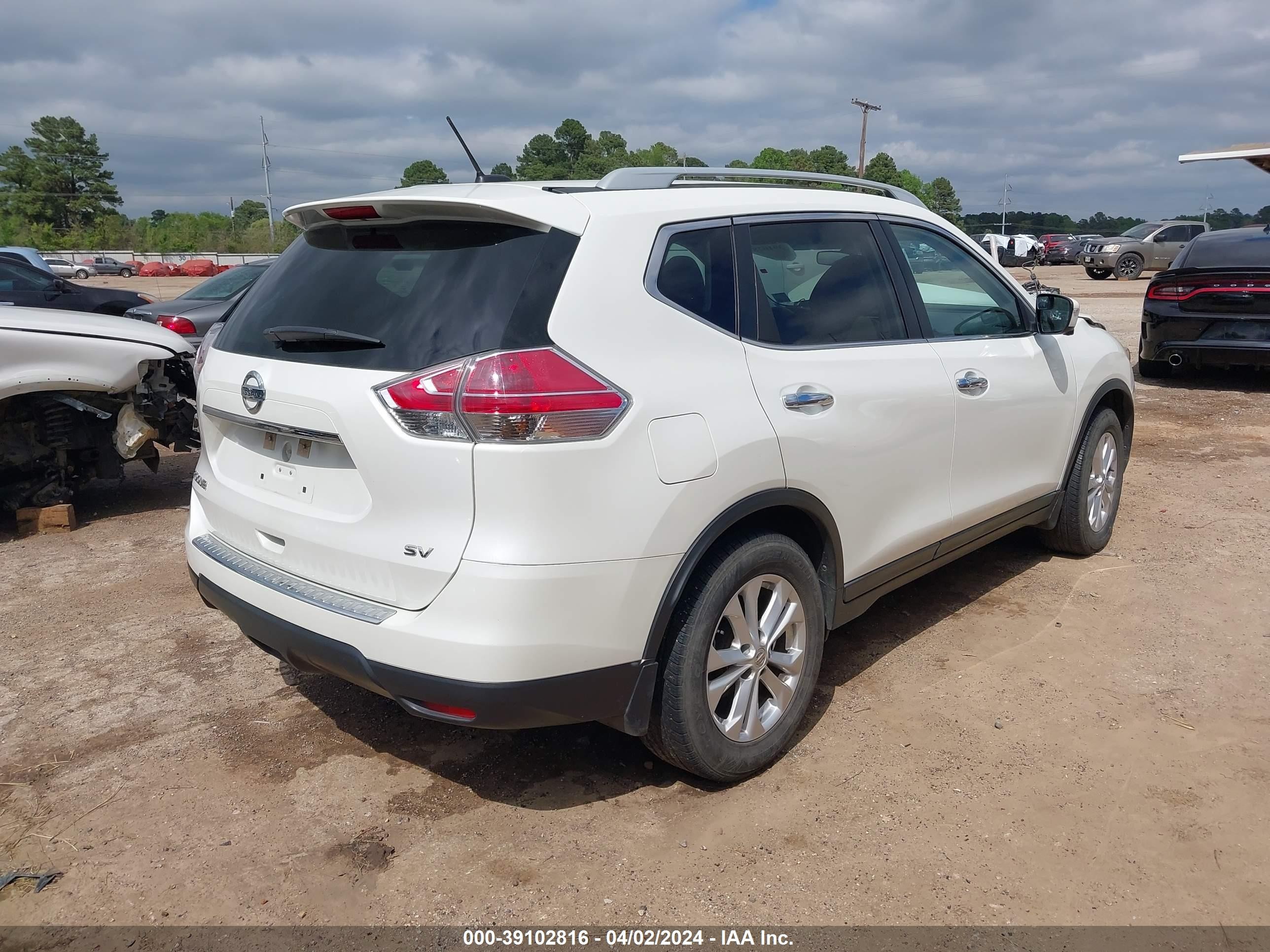 Photo 3 VIN: 5N1AT2MTXFC762864 - NISSAN ROGUE 