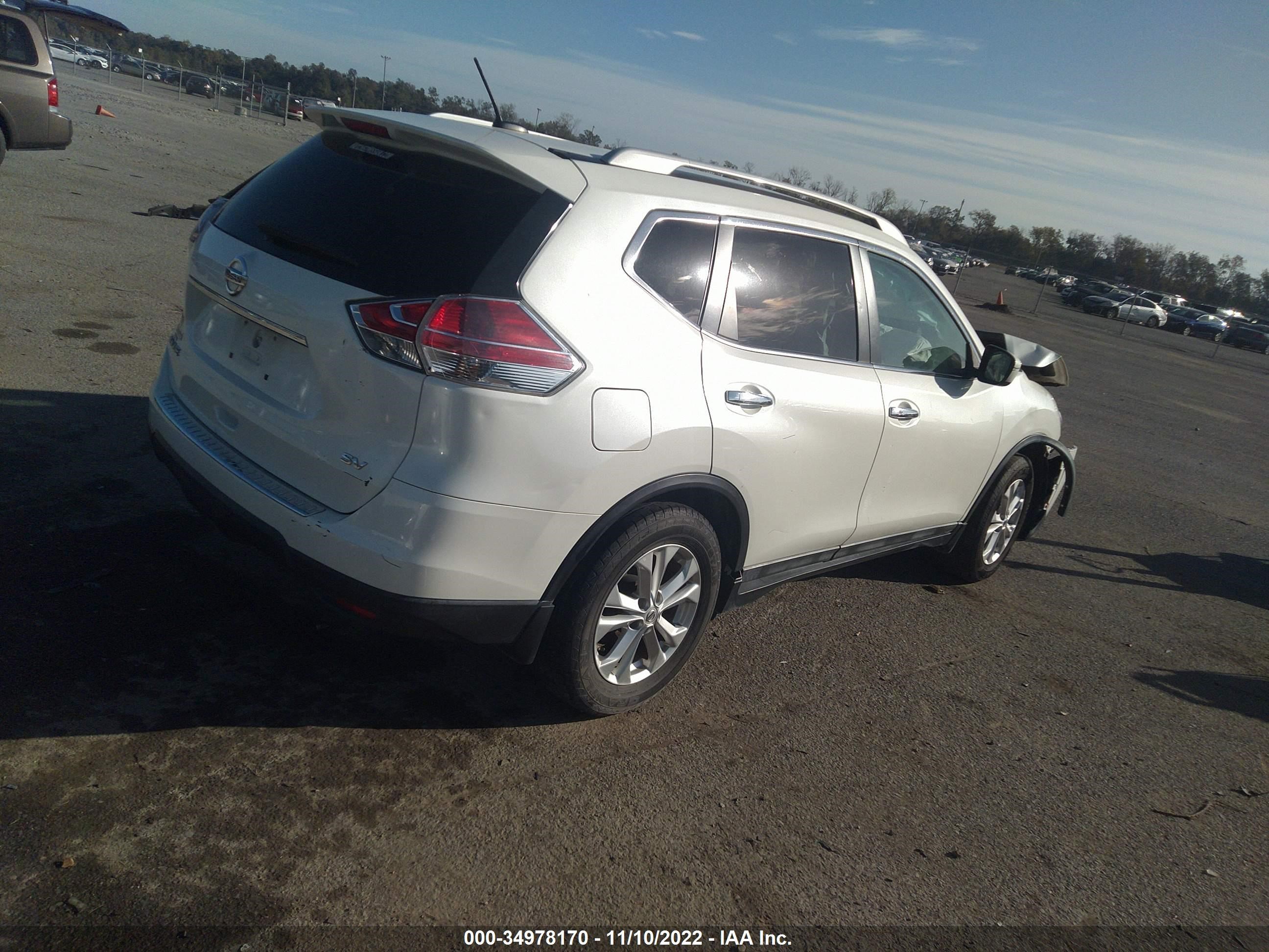 Photo 3 VIN: 5N1AT2MTXFC801047 - NISSAN ROGUE 