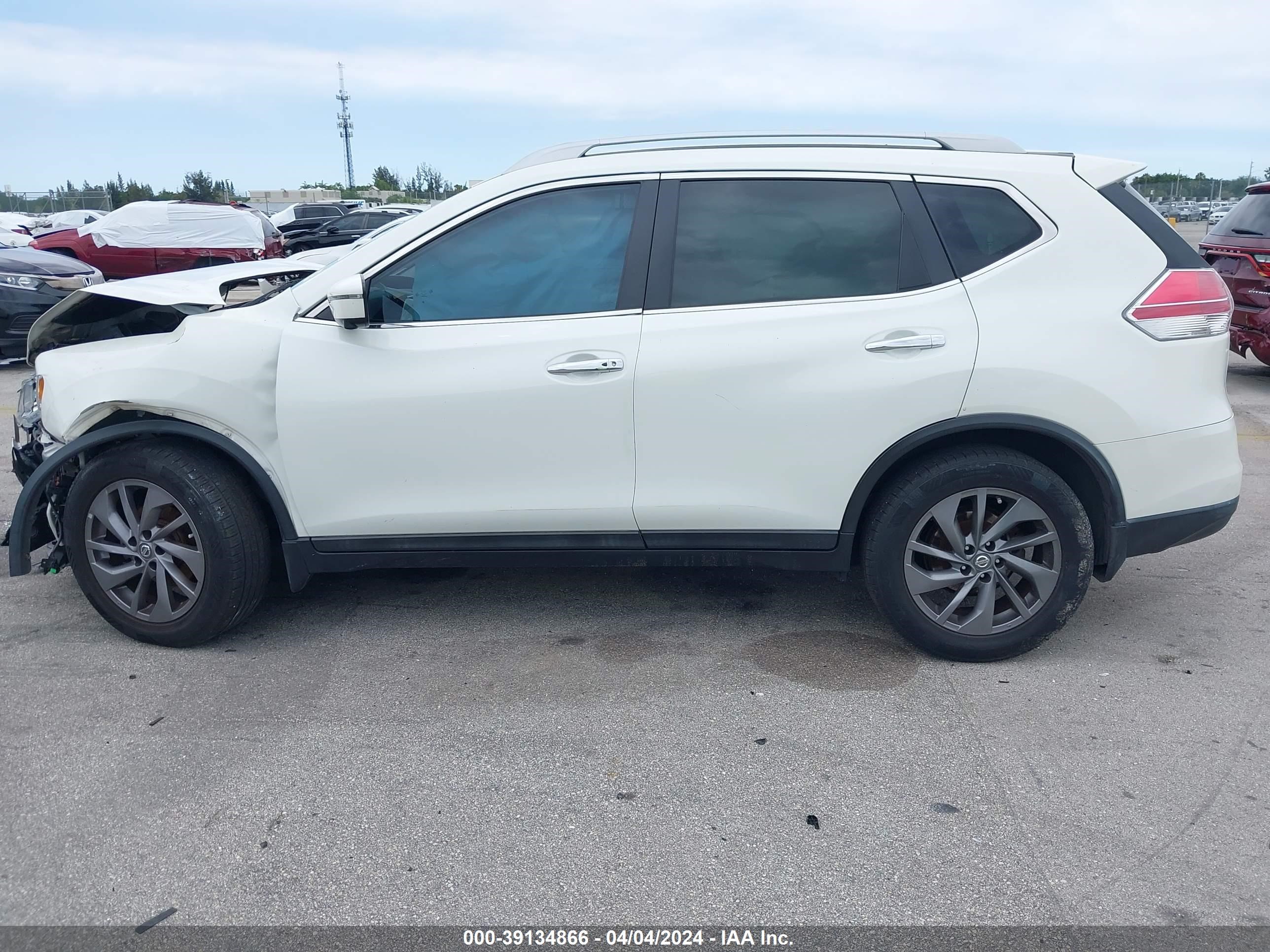 Photo 13 VIN: 5N1AT2MTXGC743149 - NISSAN ROGUE 