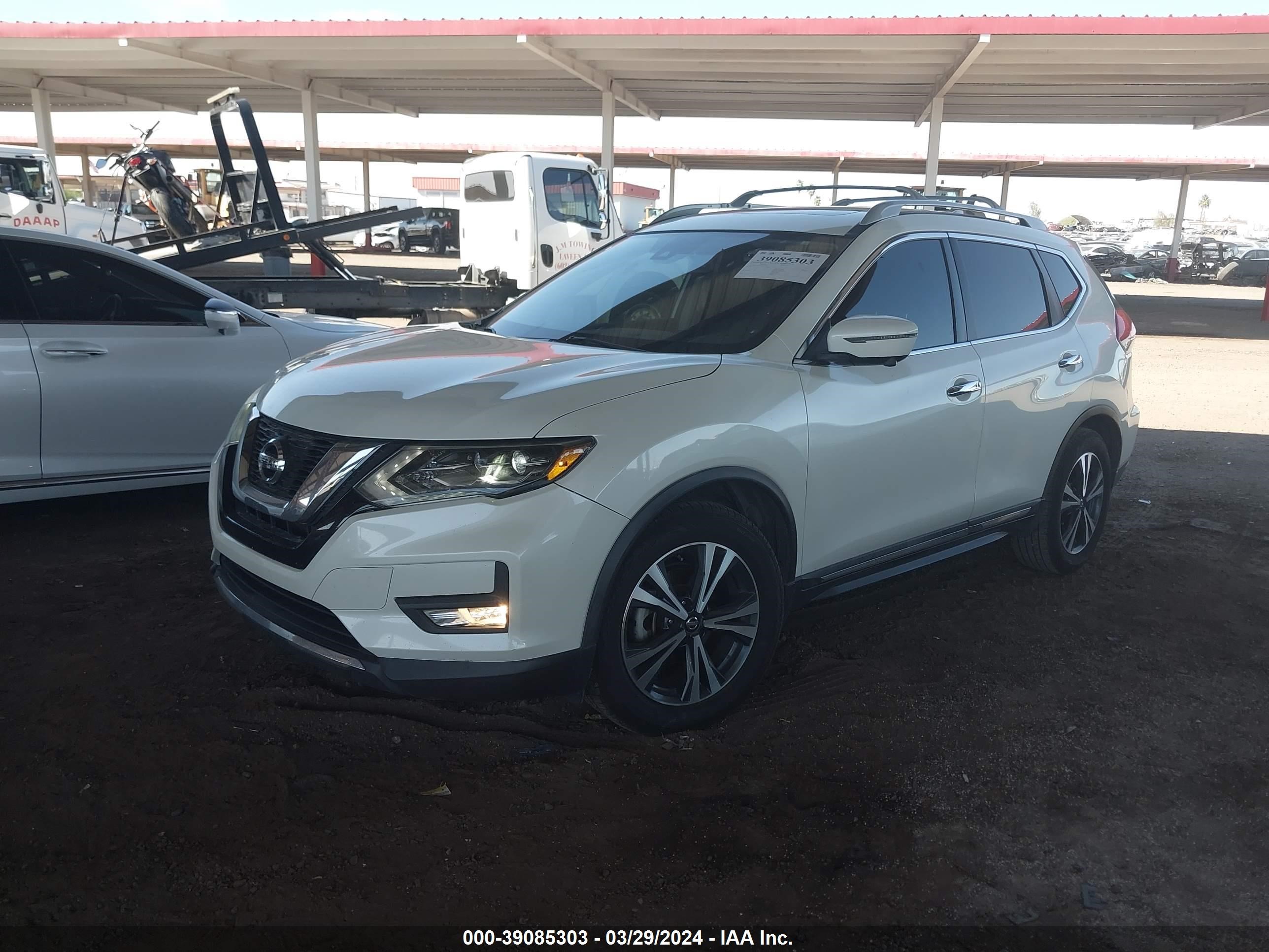 Photo 1 VIN: 5N1AT2MTXHC733982 - NISSAN ROGUE 