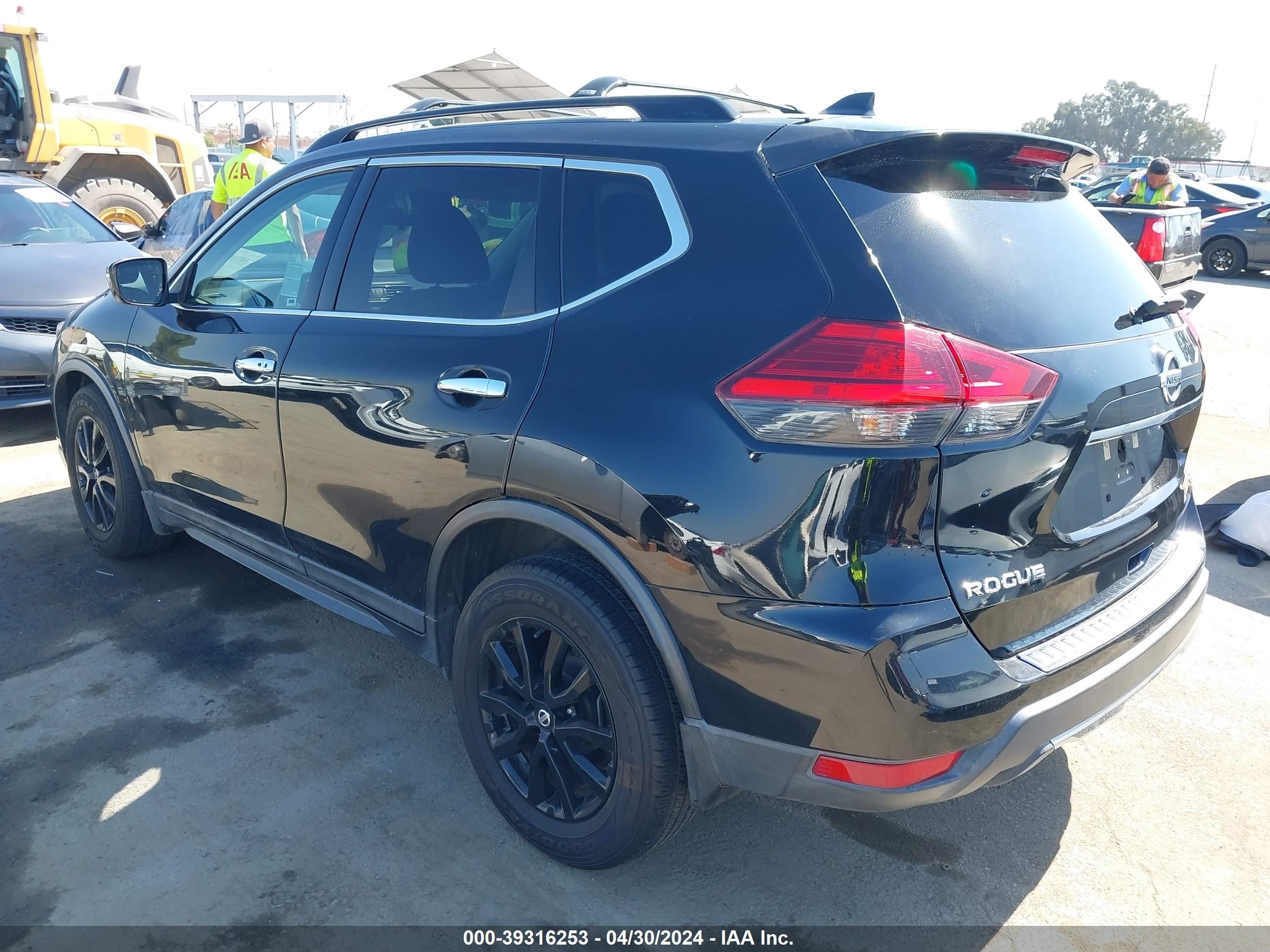 Photo 2 VIN: 5N1AT2MTXHC808499 - NISSAN ROGUE 