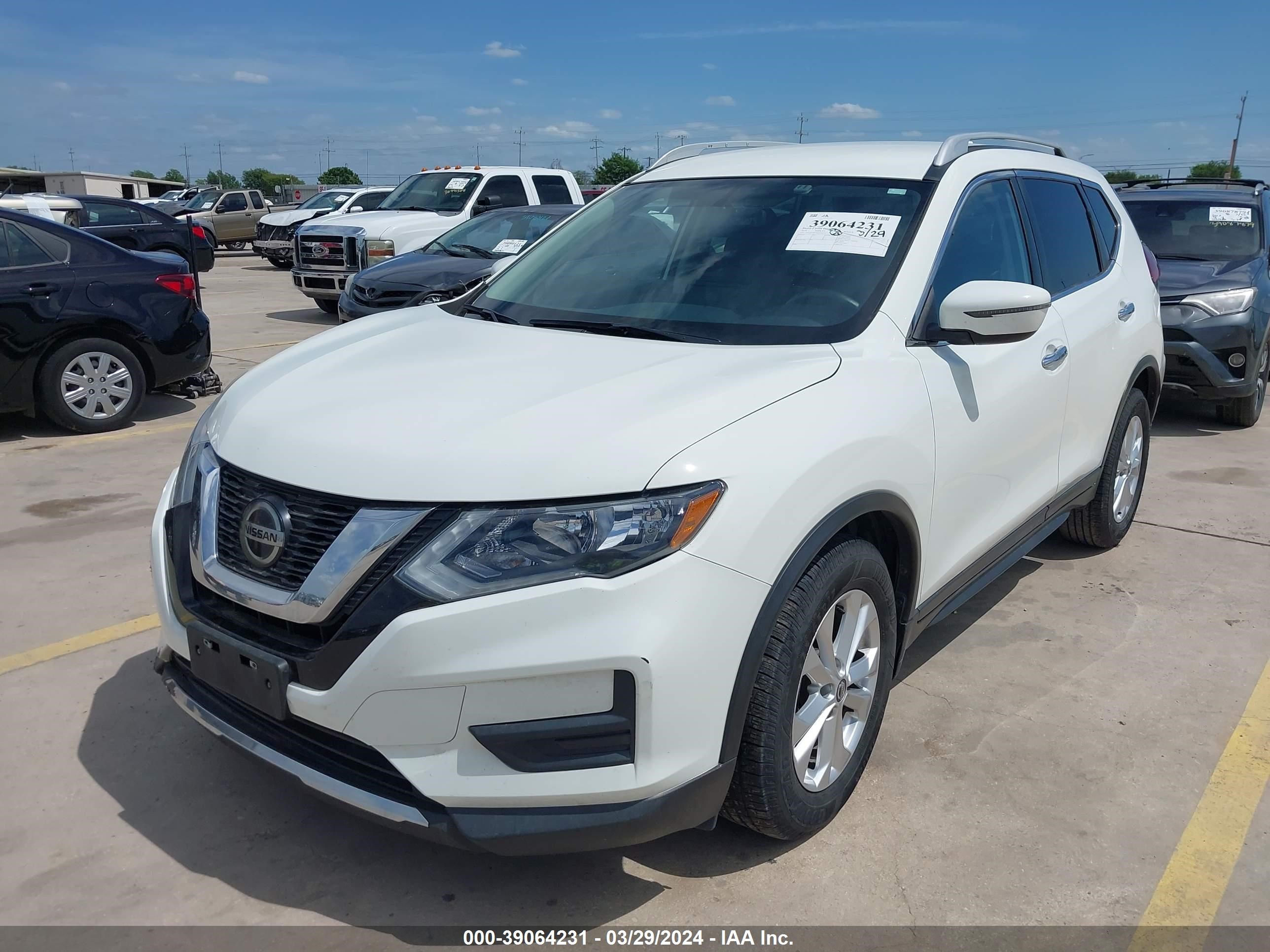 Photo 1 VIN: 5N1AT2MTXJC838172 - NISSAN ROGUE 