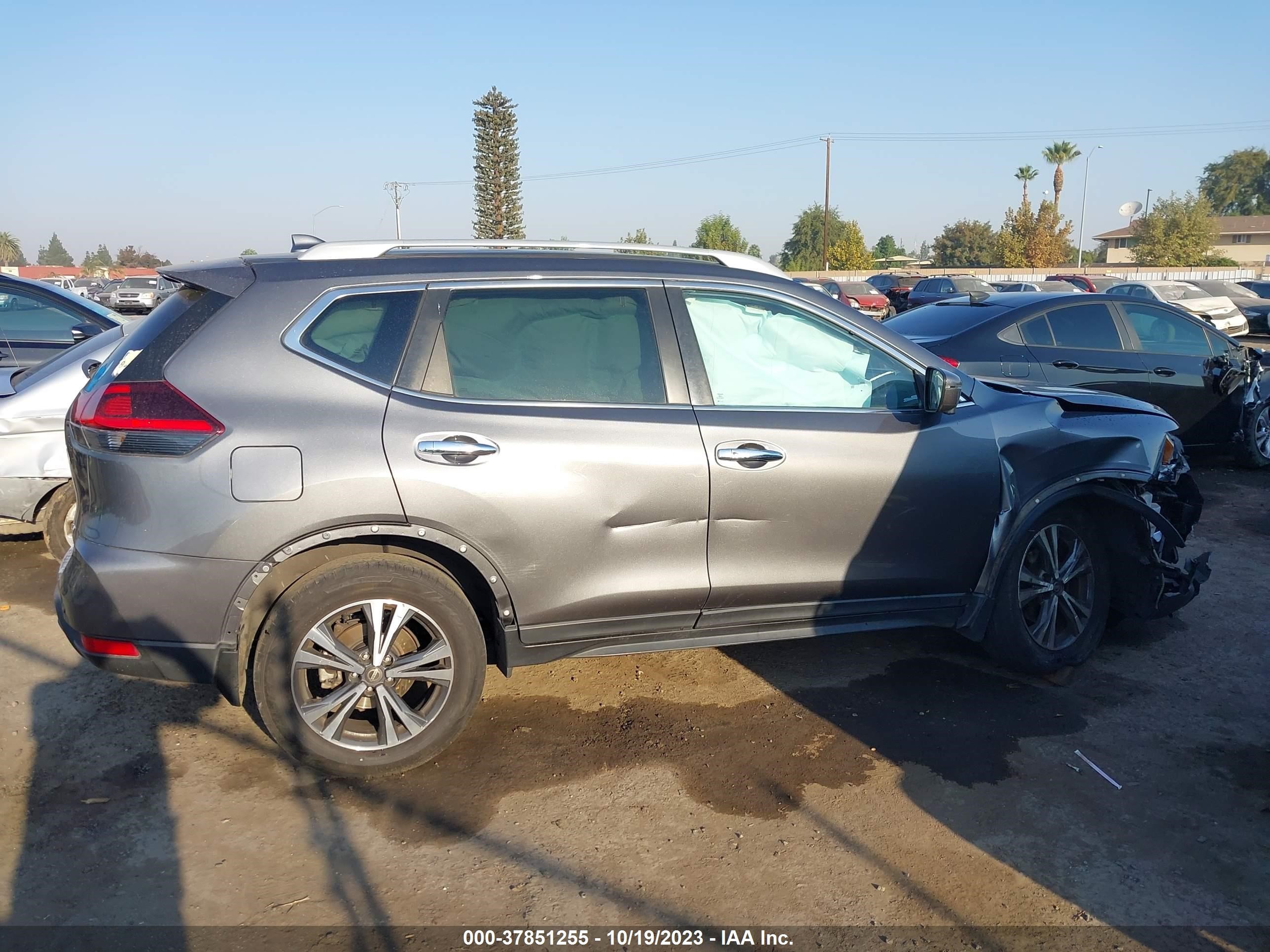 Photo 12 VIN: 5N1AT2MTXKC785099 - NISSAN ROGUE 